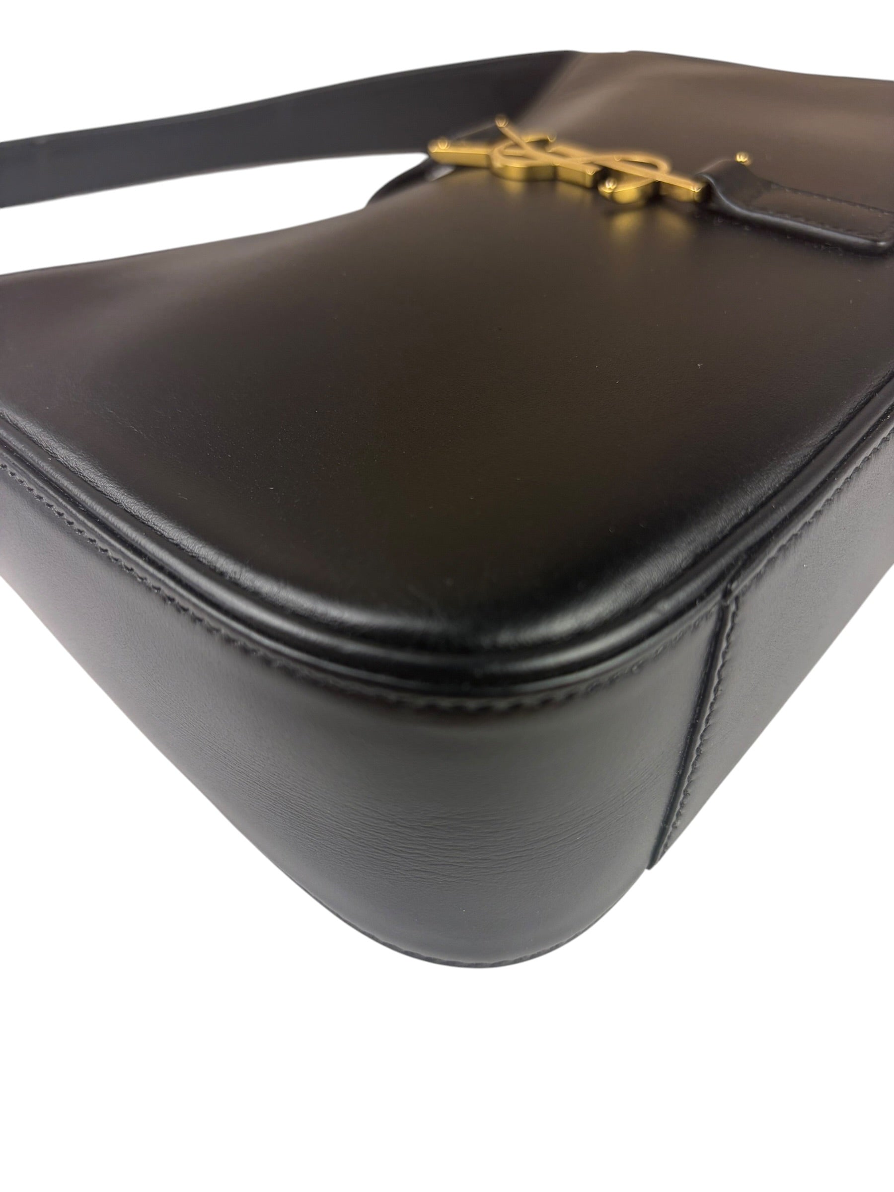 Yves Saint Laurent Black Leather Le 5 À 7 Hobo Bag