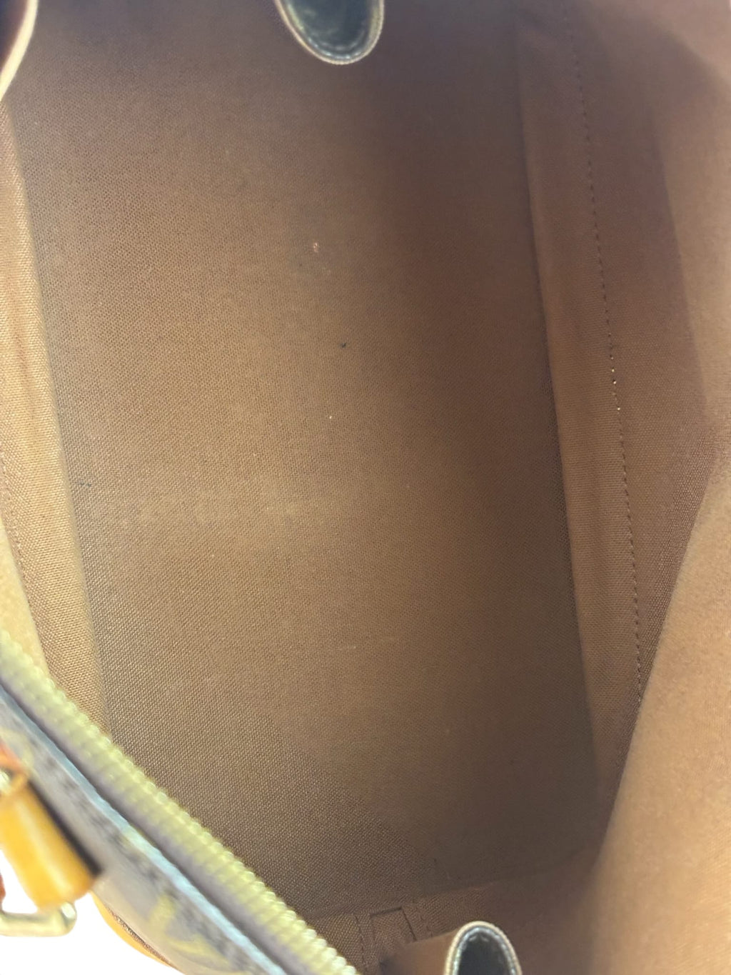 Louis Vuitton Monogram Alma Handbag PM