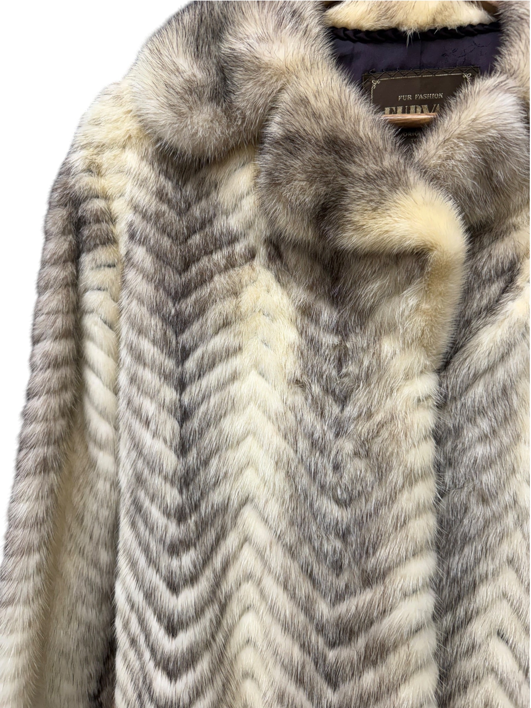Furvan Vintage Black Intricately Trimmed Mink Fur Coat