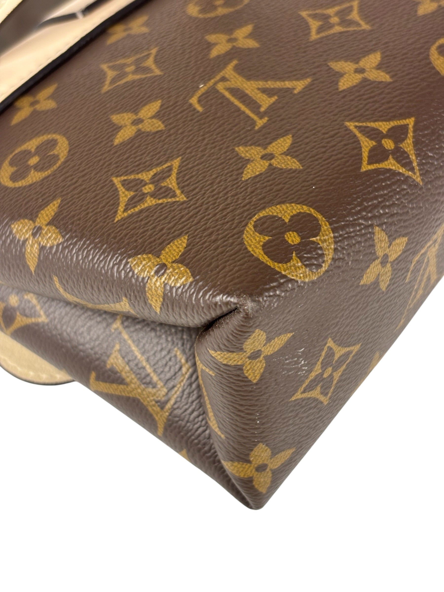 Louis Vuitton Monogram Locky BB Handbag Cream/Brown