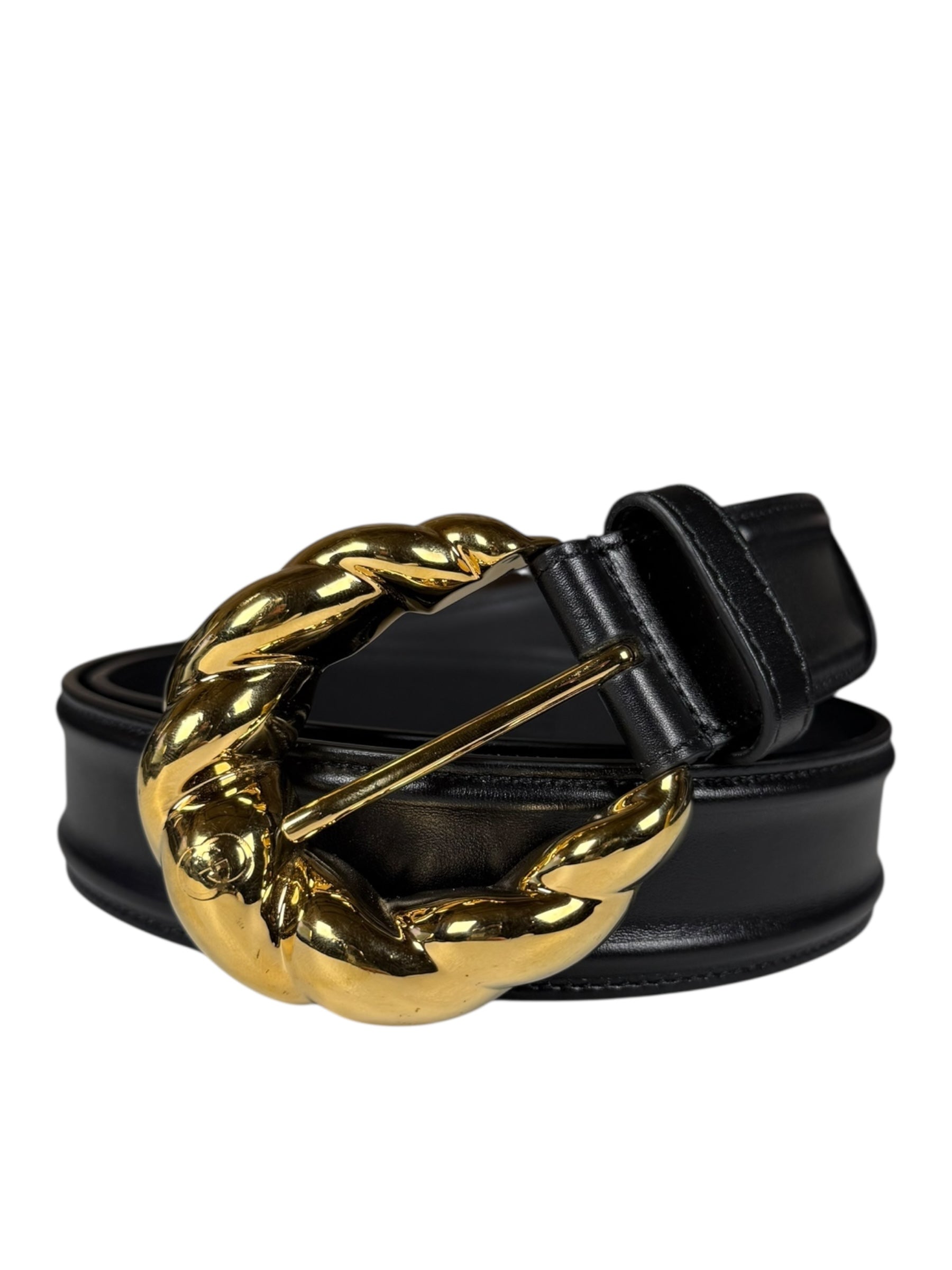 Gucci Black Leather Gold Buckle Belt