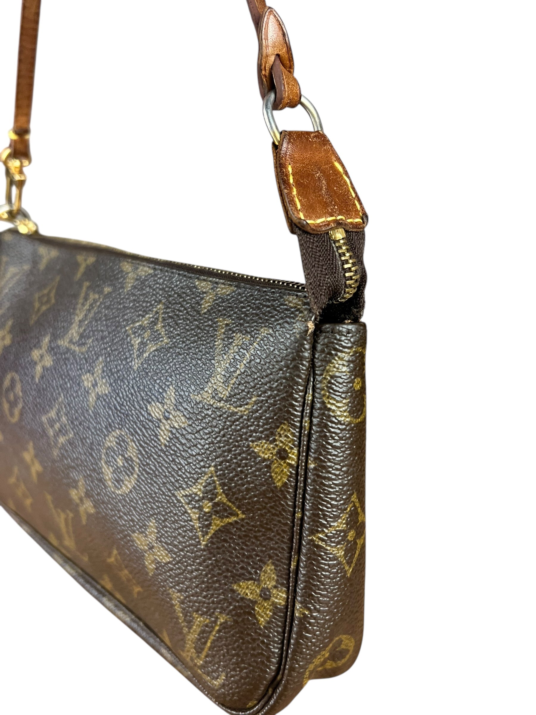 Louis Vuitton Monogram Vintage Pochette