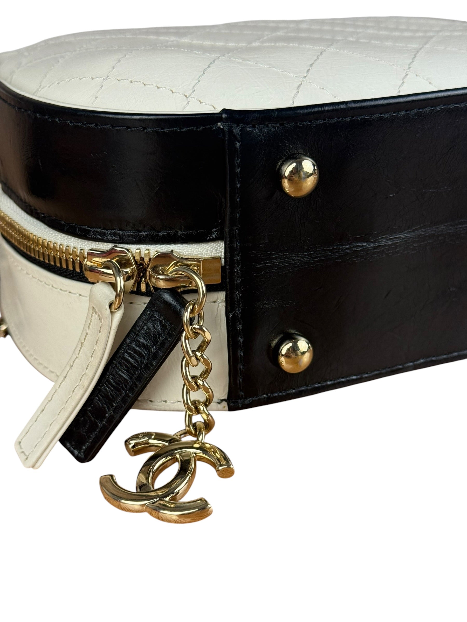 Chanel White/Black Quilted Leather 2Way Vanity Bag 2019