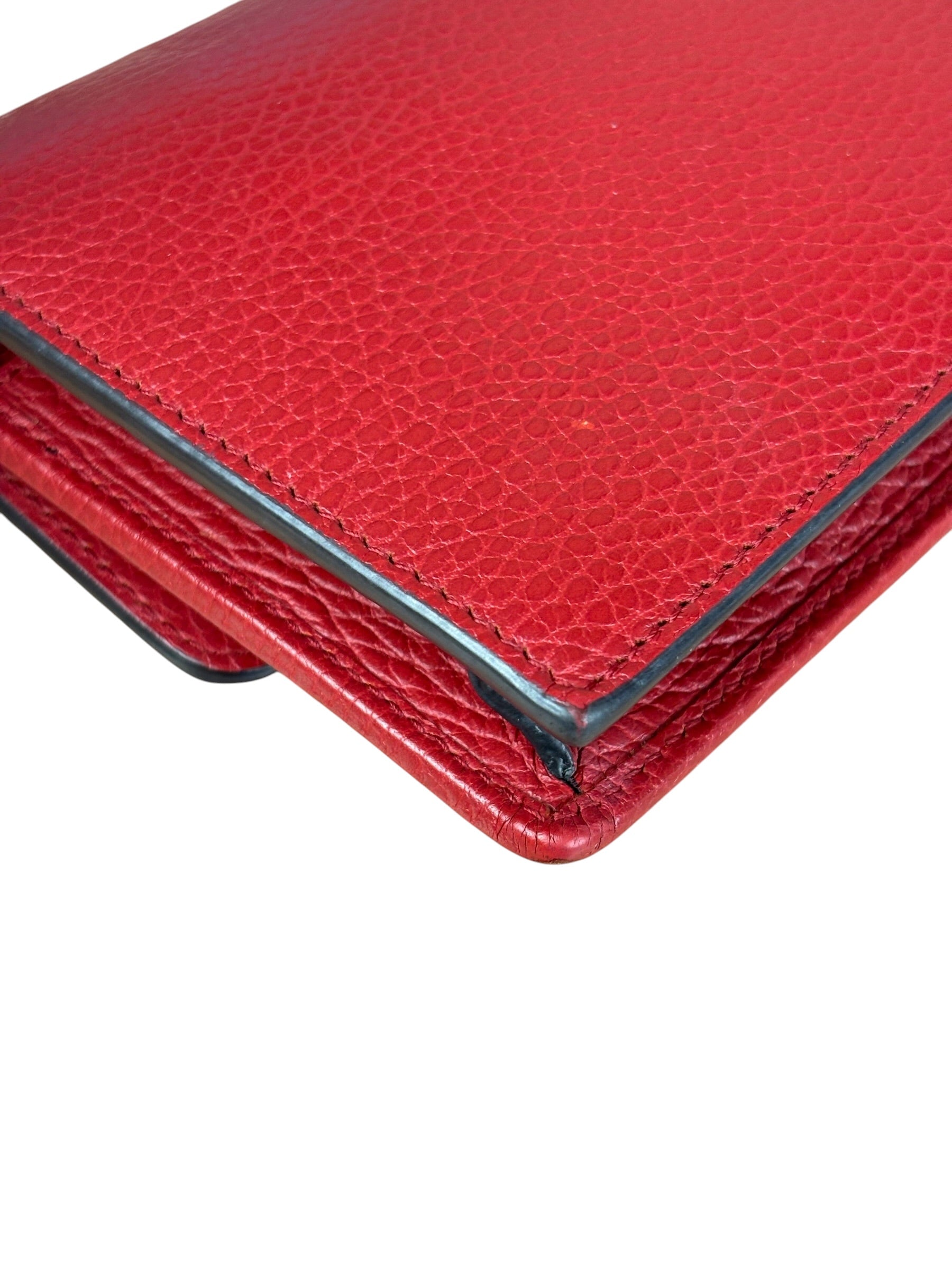 Gucci Red Interlocking G Wallet on Chain
