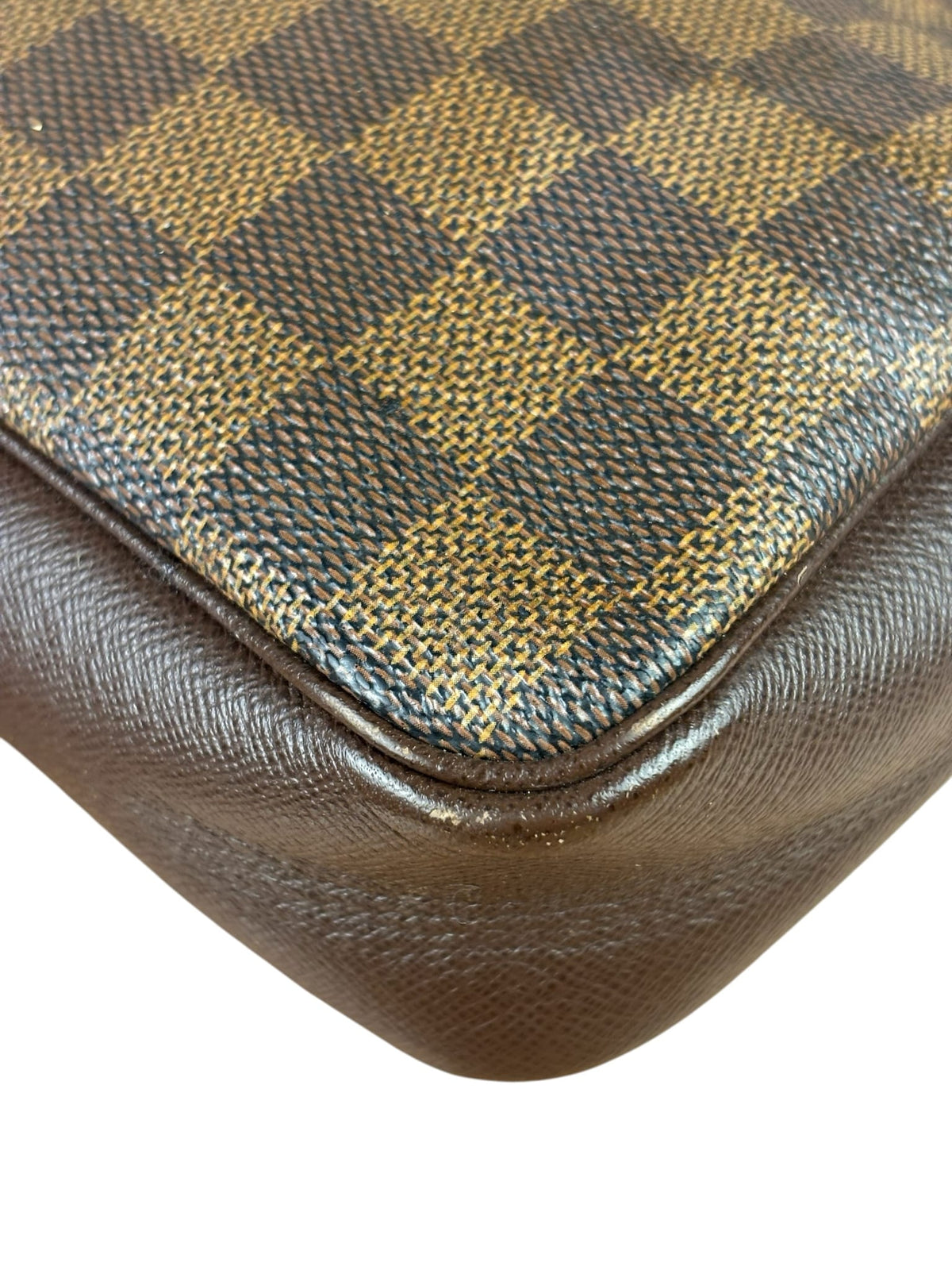 Louis Vuitton Damier Ebene Trousse Make-Up Pochette