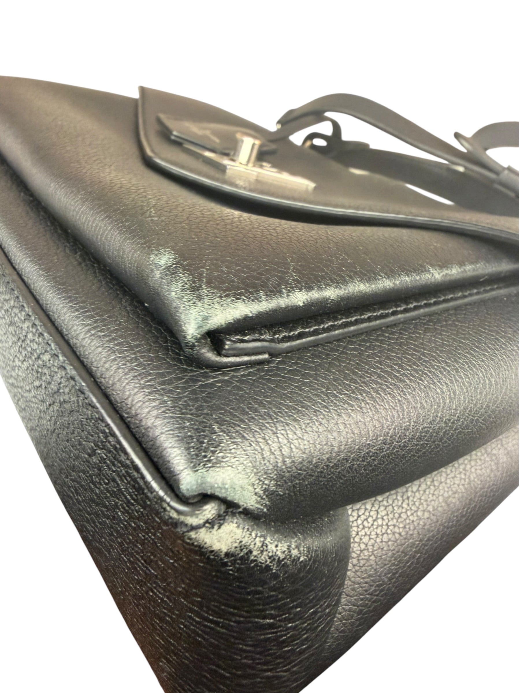 Louis Vuitton Black Pebbled Leather Taurillon Lockme Two-Way Bag