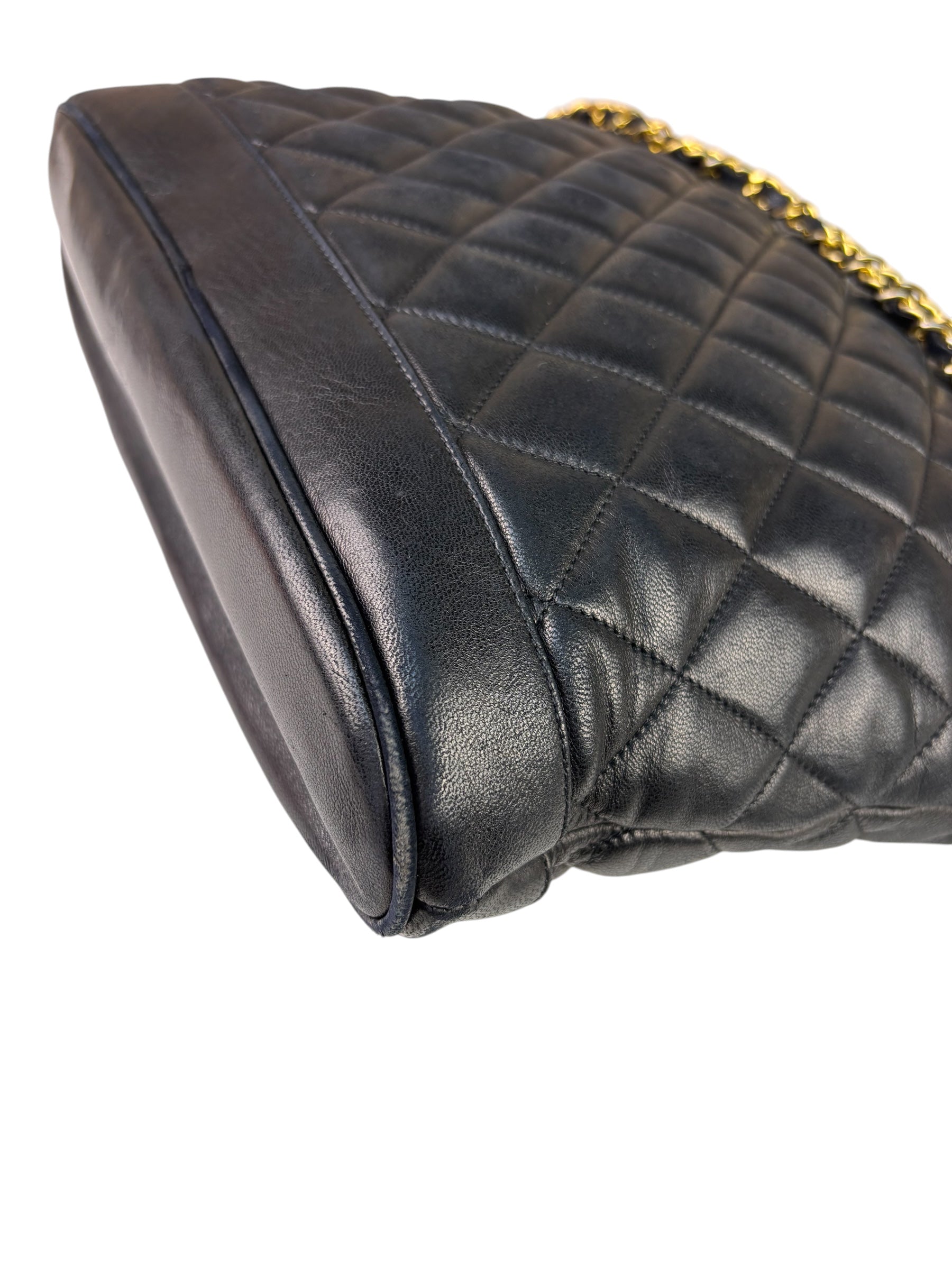 Chanel Vintage Black Quilted Lambskin Chain Shoulder Bag 1989