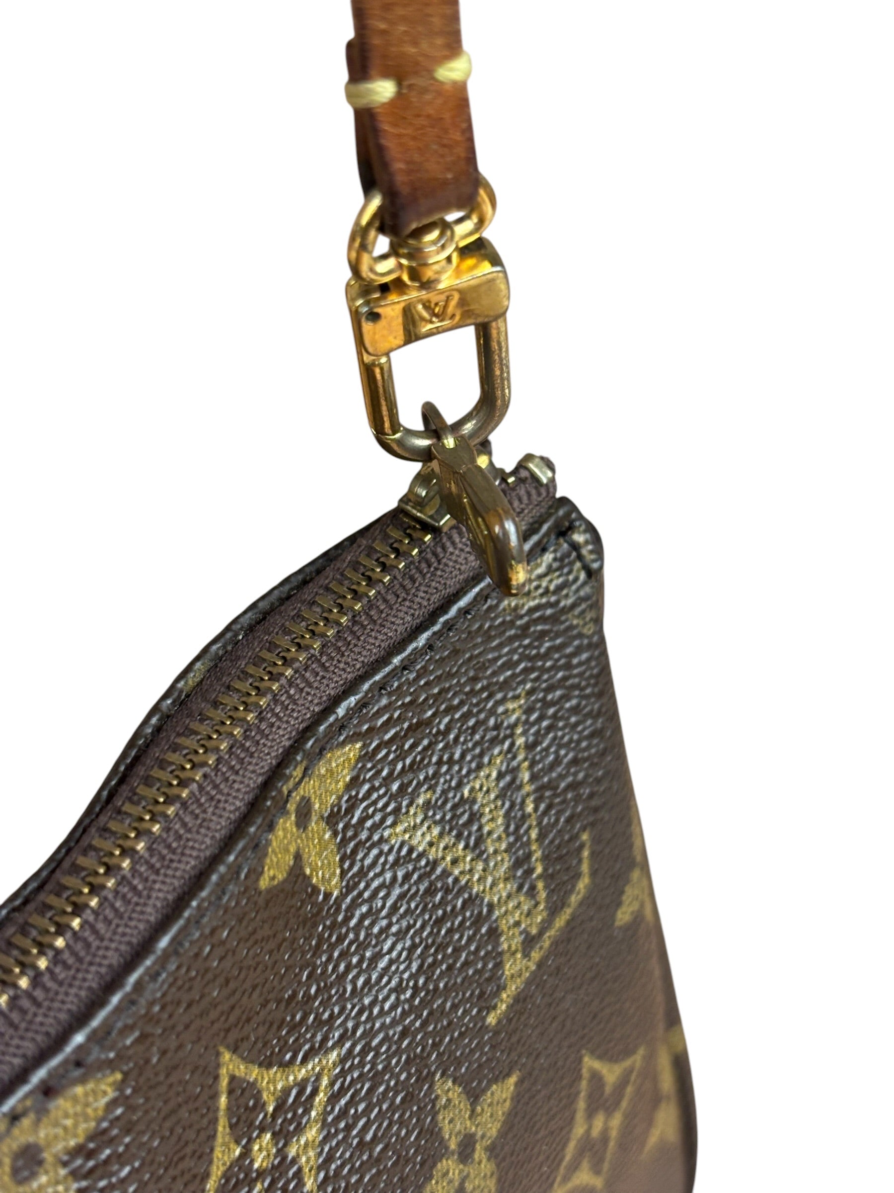 Louis Vuitton Monogram Pochette