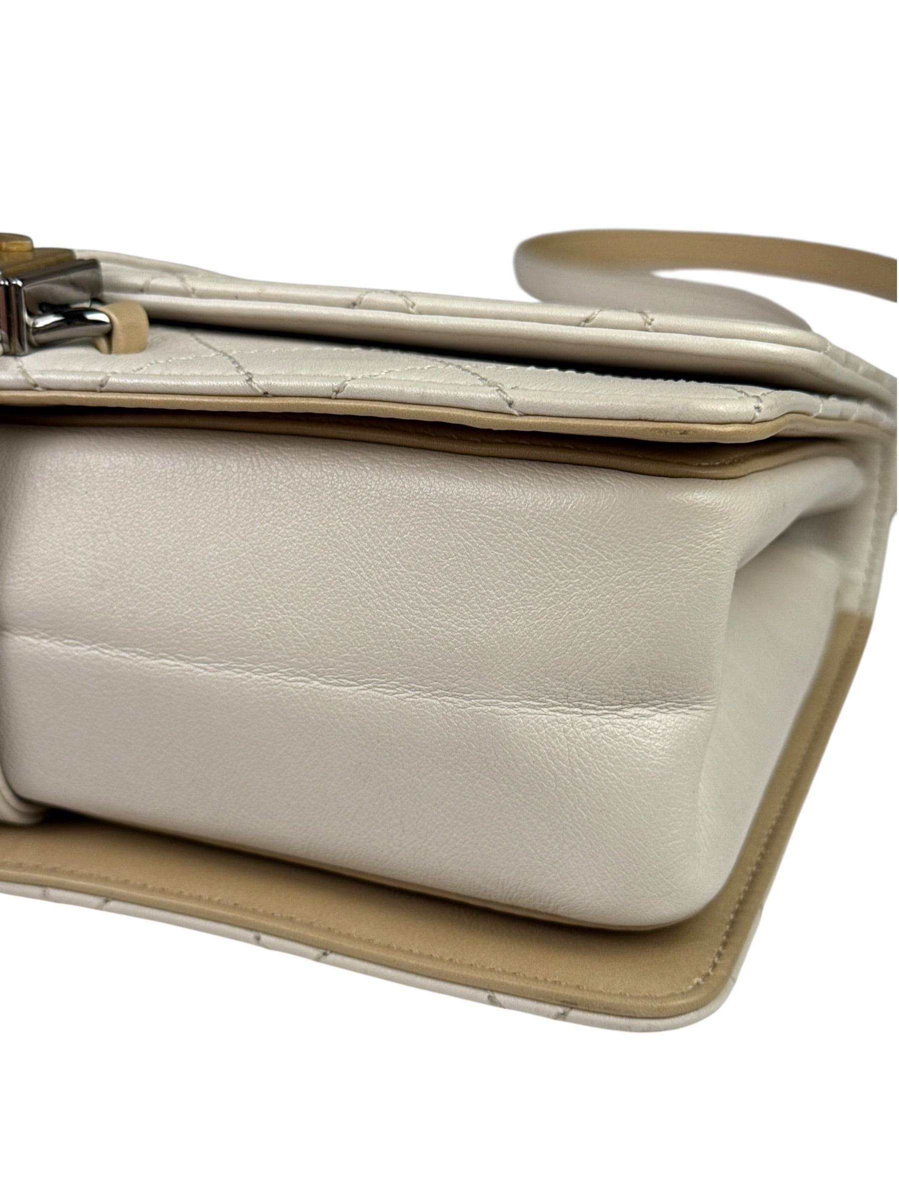 Chanel Cream Quilted Leather Flap Bag 2018
