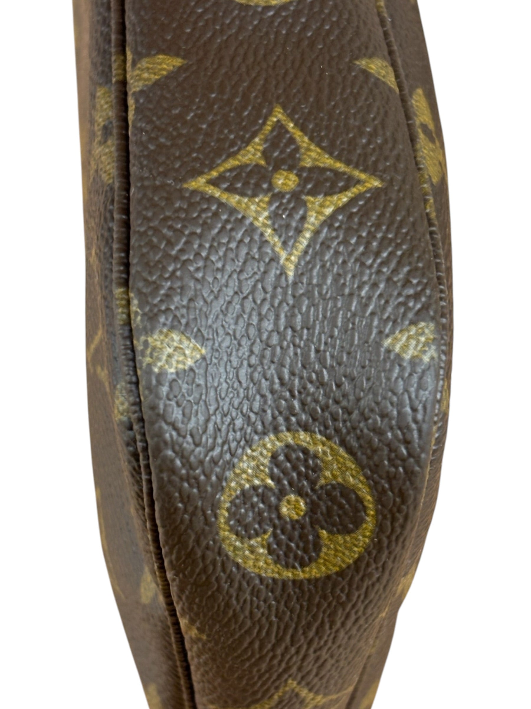 Louis Vuitton Monogram Pochette