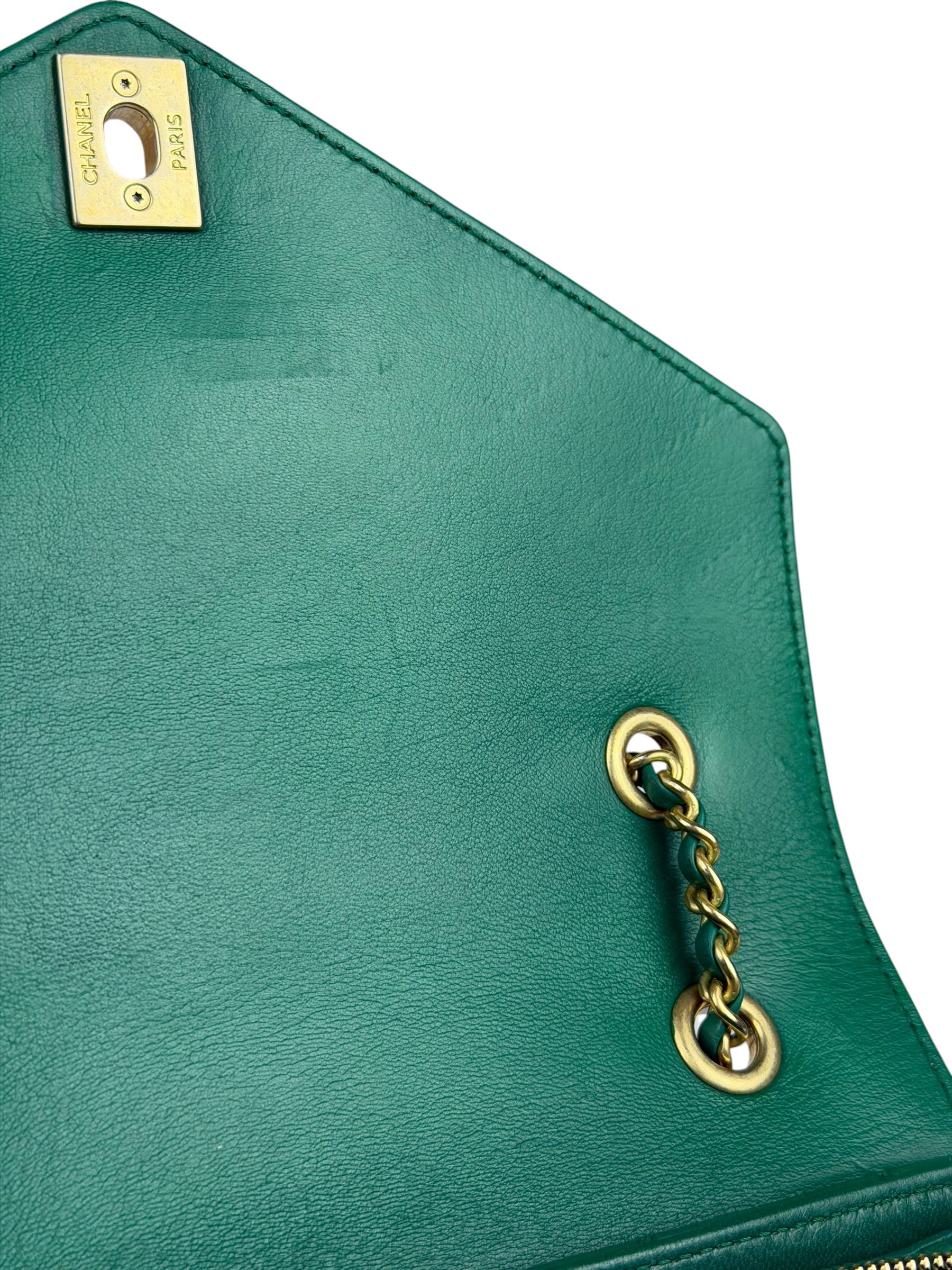 Chanel Green Lambskin Shoulder Bag 2018