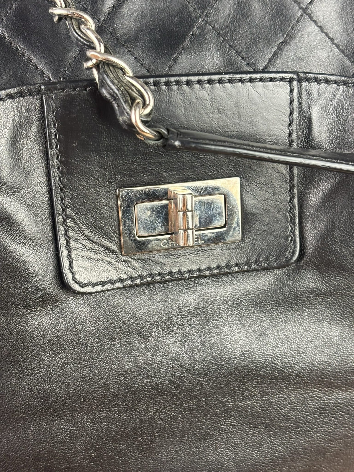 Chanel Black Quilted Leather Medium 2.55 Reissue Tote 2008
