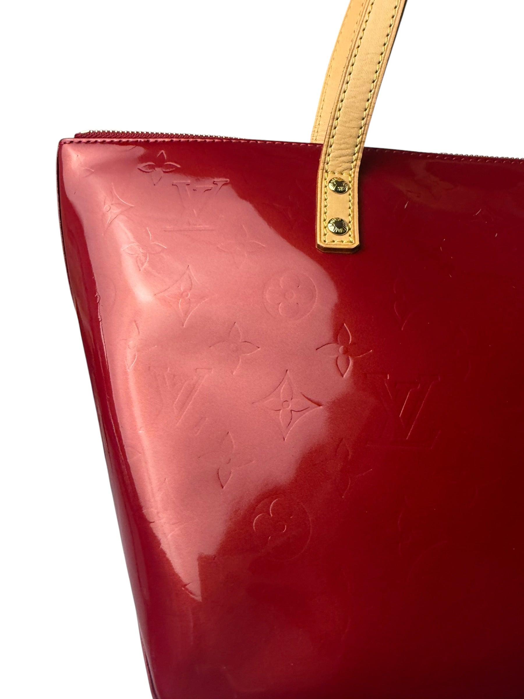 Louis Vuitton Red Monogram Vernis Bellevue Handbag PM