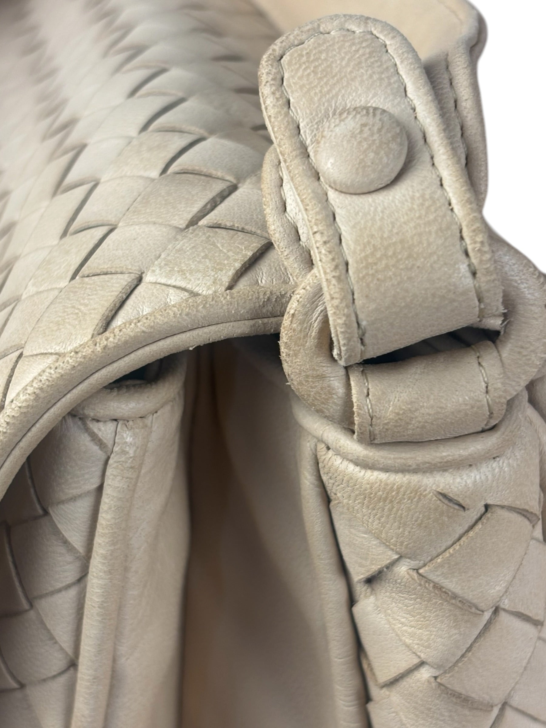 Bottega Veneta Vintage Beige Intrecciato Crossbody