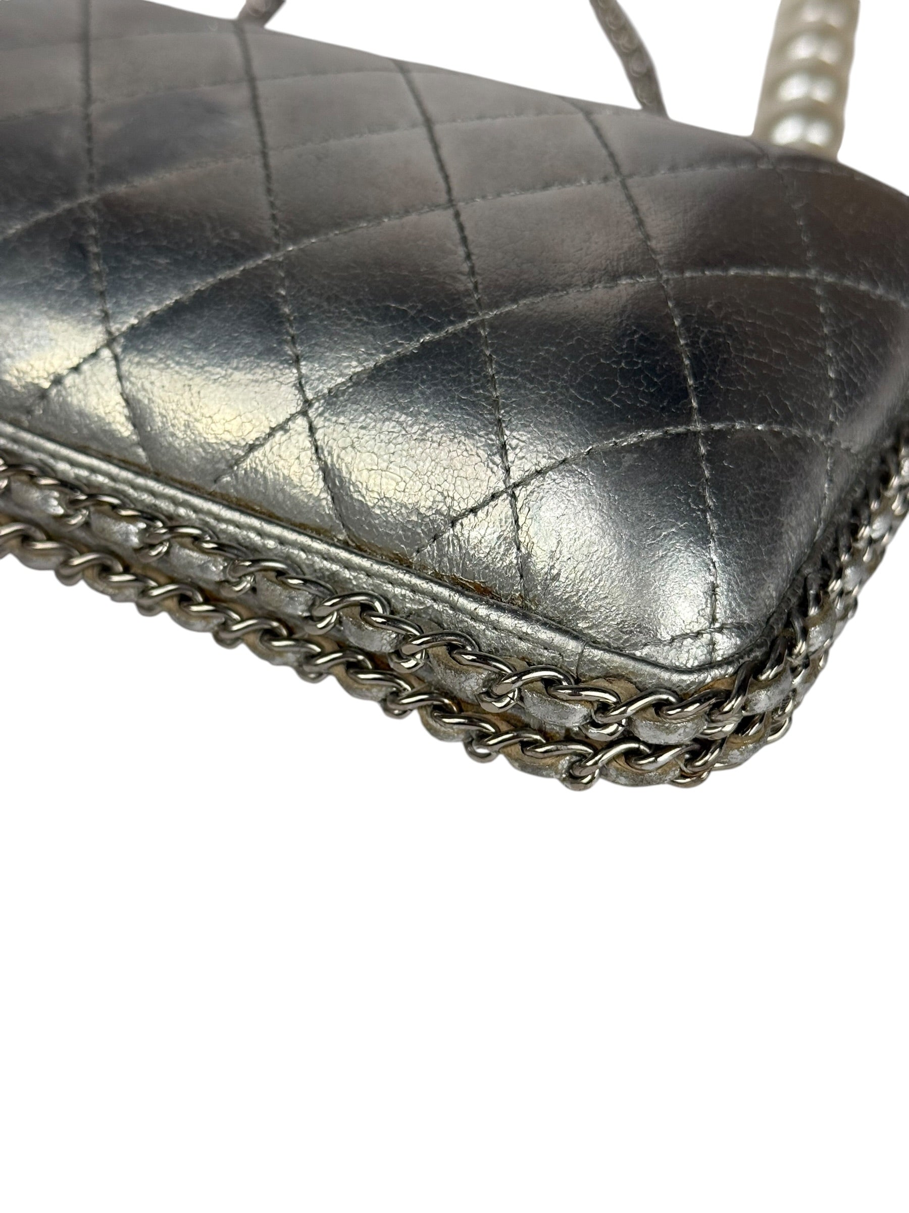Chanel Metallic Silver Quilted Chain Around Clutch Shoulder Bag 2011