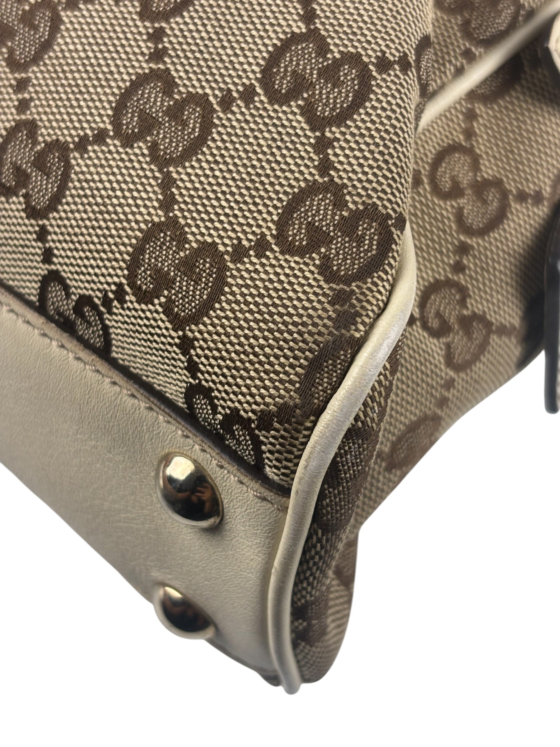 Gucci GG Beige Ivory Leather Shoulder Bag