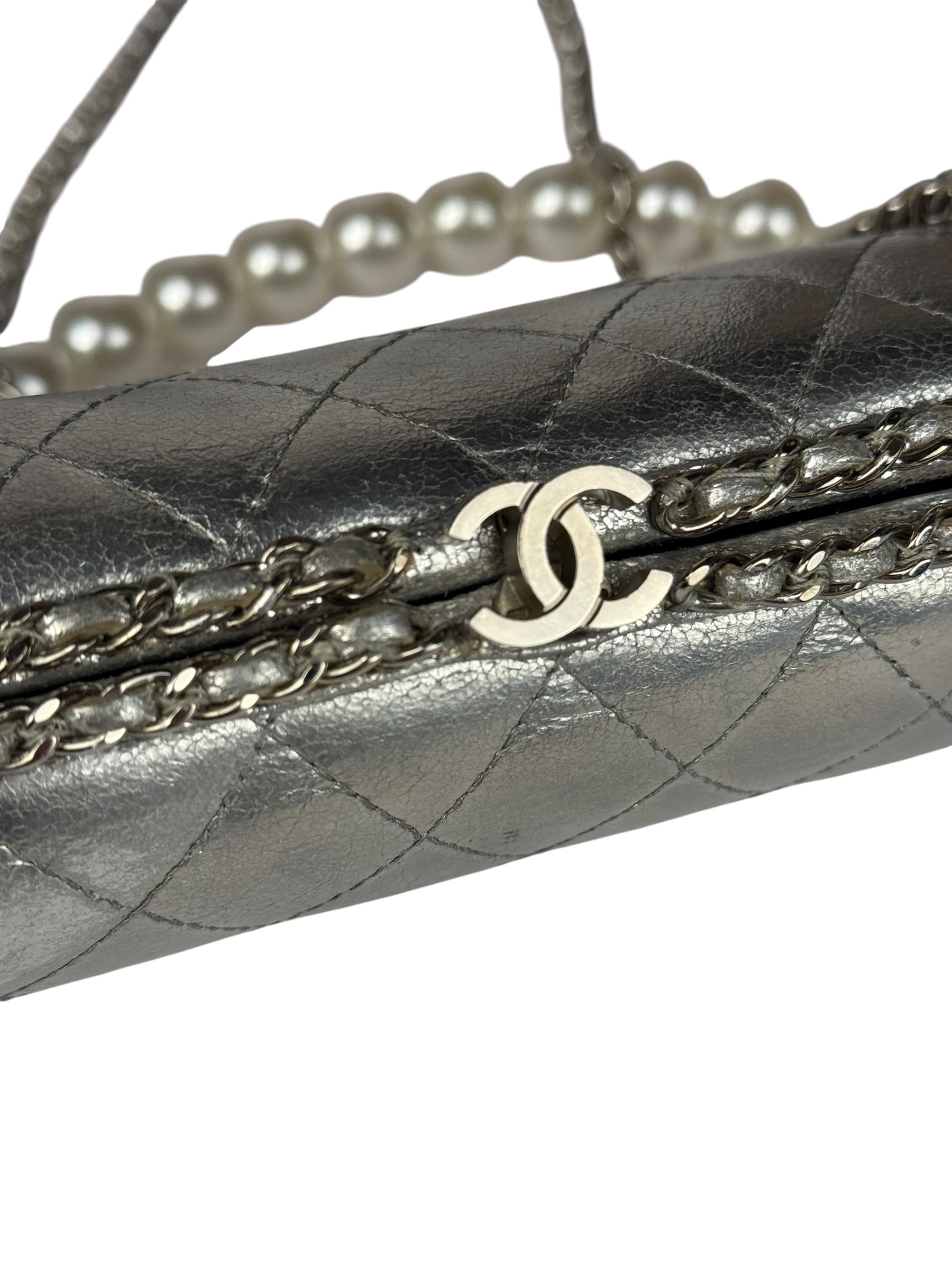 Chanel Metallic Silver Quilted Chain Around Clutch Shoulder Bag 2011