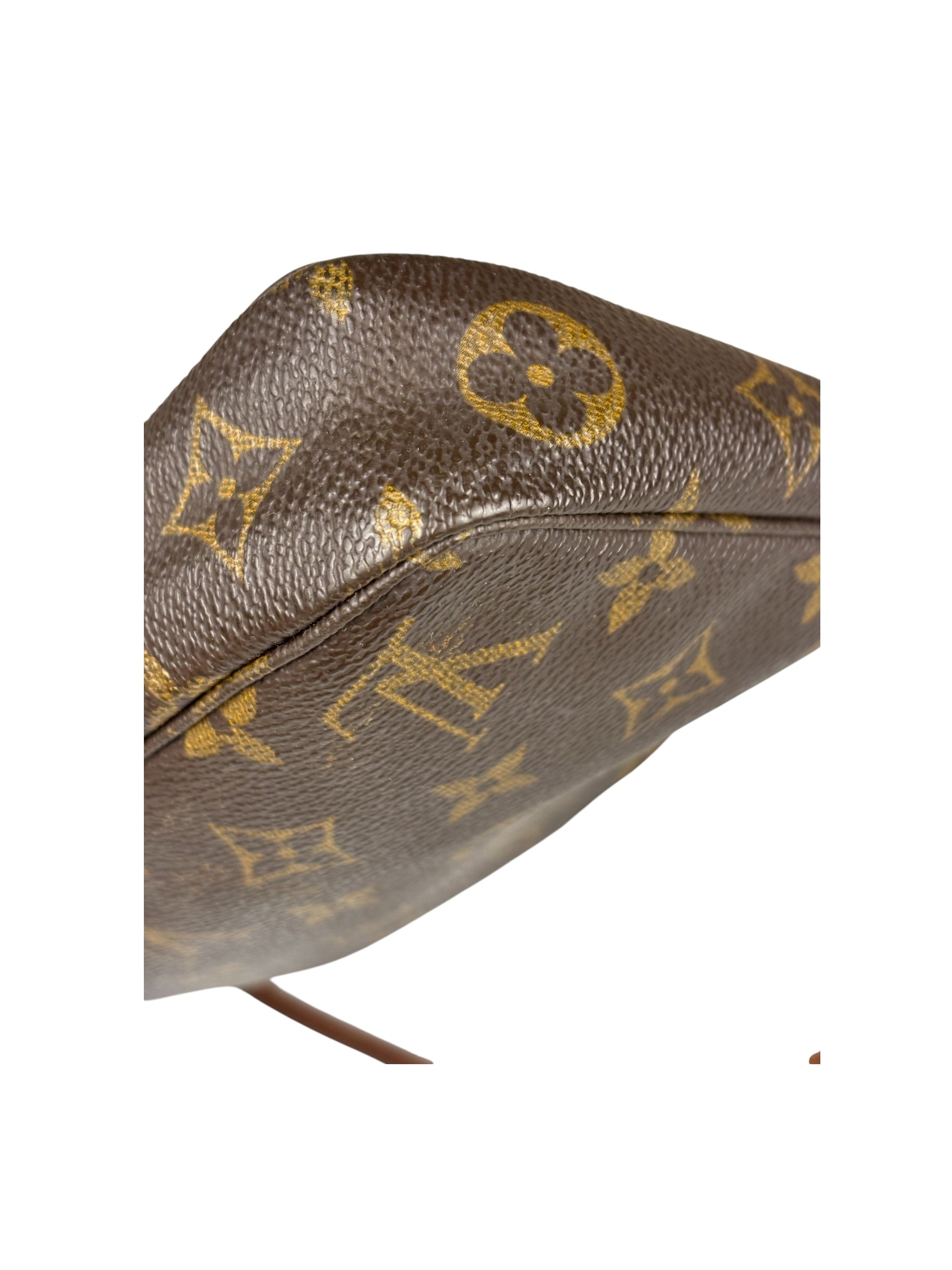 Louis Vuitton Monogram Pochette Broken Zip