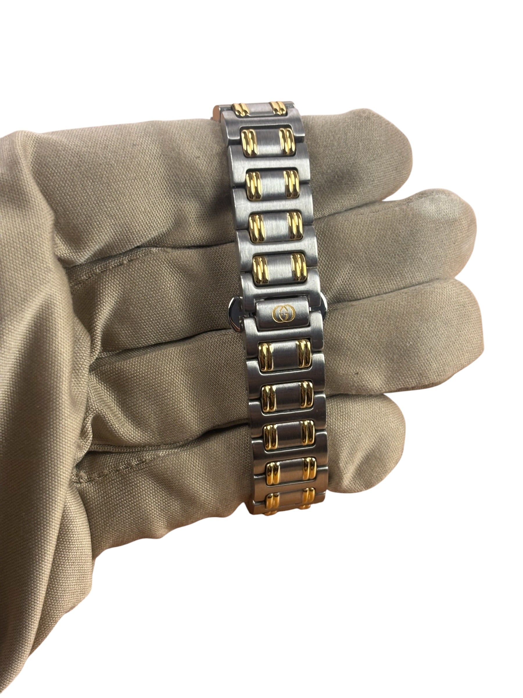 Gucci 2 Tone Champagne Date-Adjust