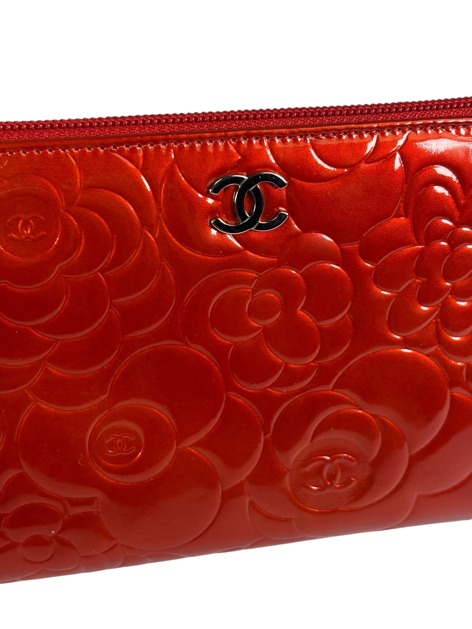 Chanel Red Patent Leather Embossed Camellia Zip-Around Wallet 2010