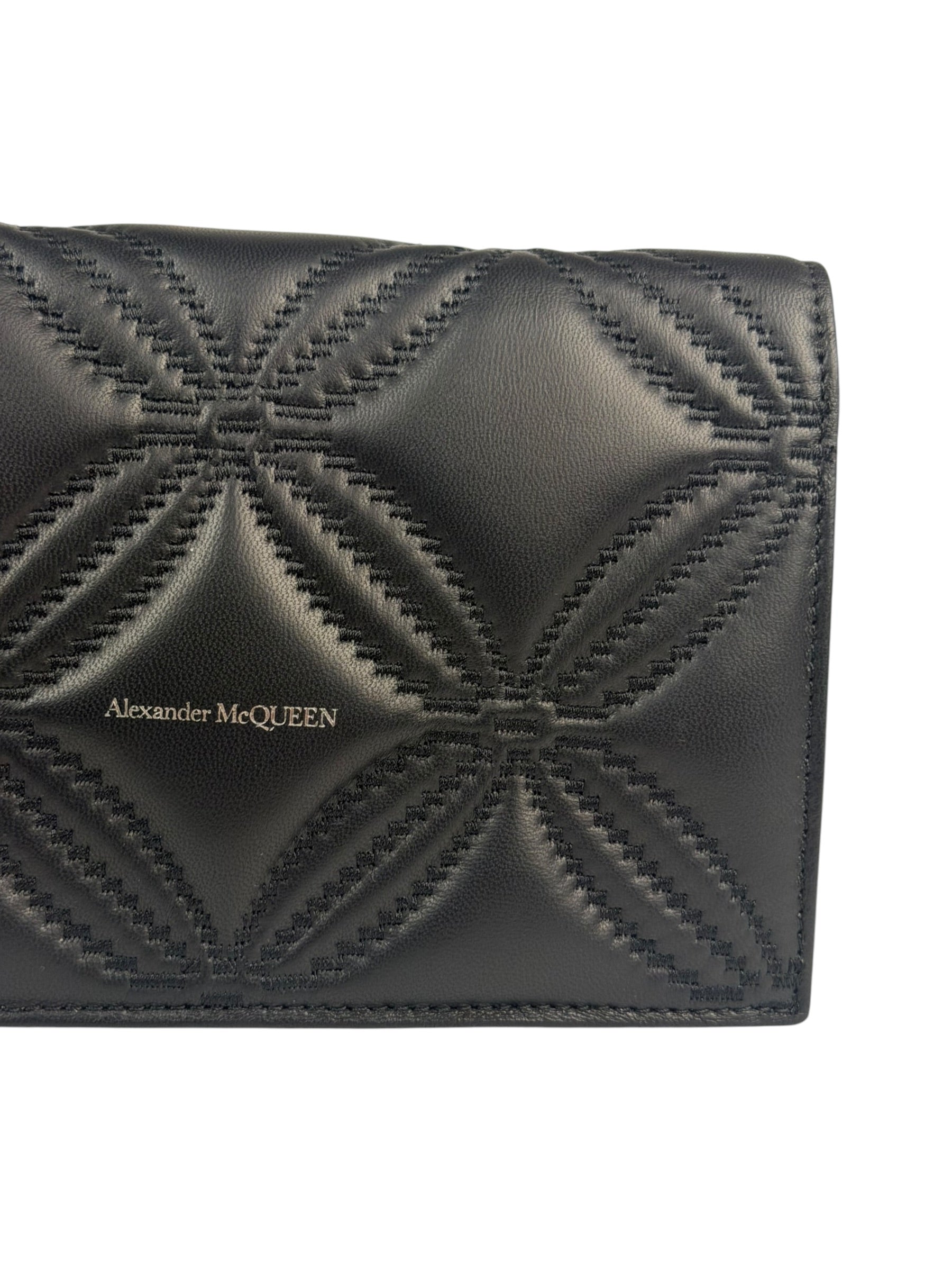 Alexander McQueen Black Leather Medium Skull Shoulder Bag