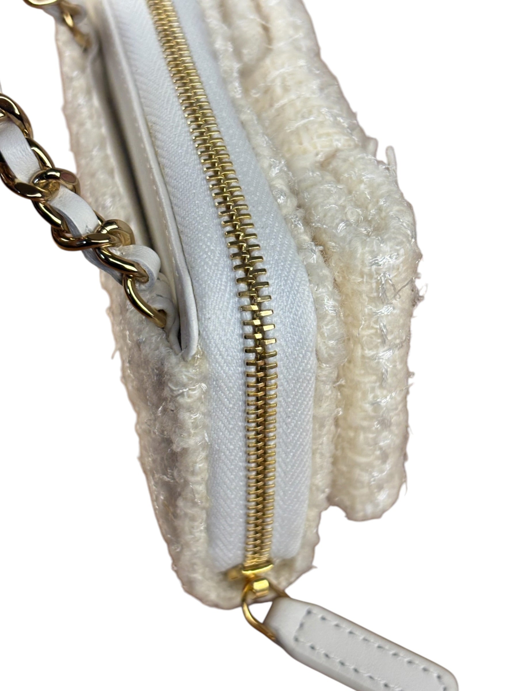 Chanel White Tweed Quilted Bow Wallet On Chain