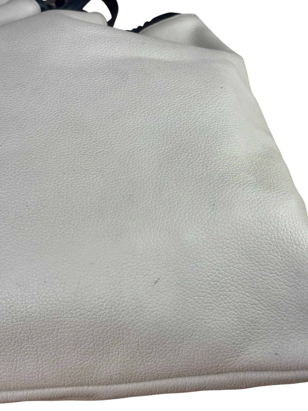 Gucci White/Black Leather Logo Drawstring Backpack