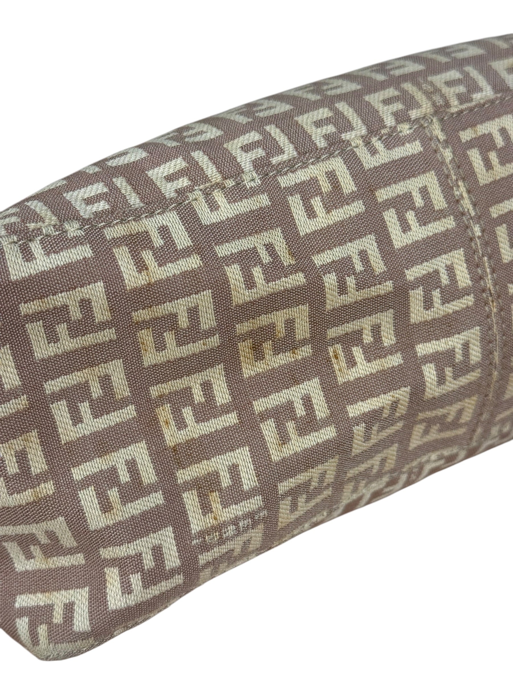Fendi Vintage FF Beige Pochette