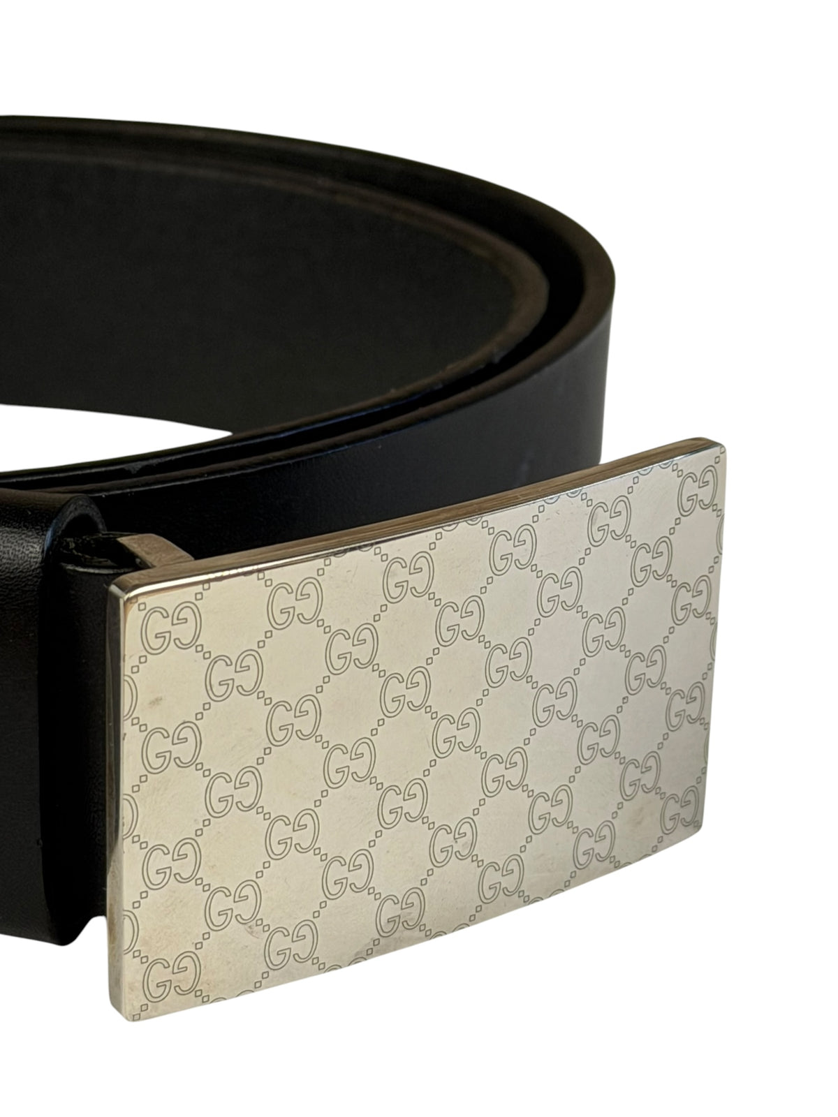 Gucci Black Leather GG Supreme Buckled Belt