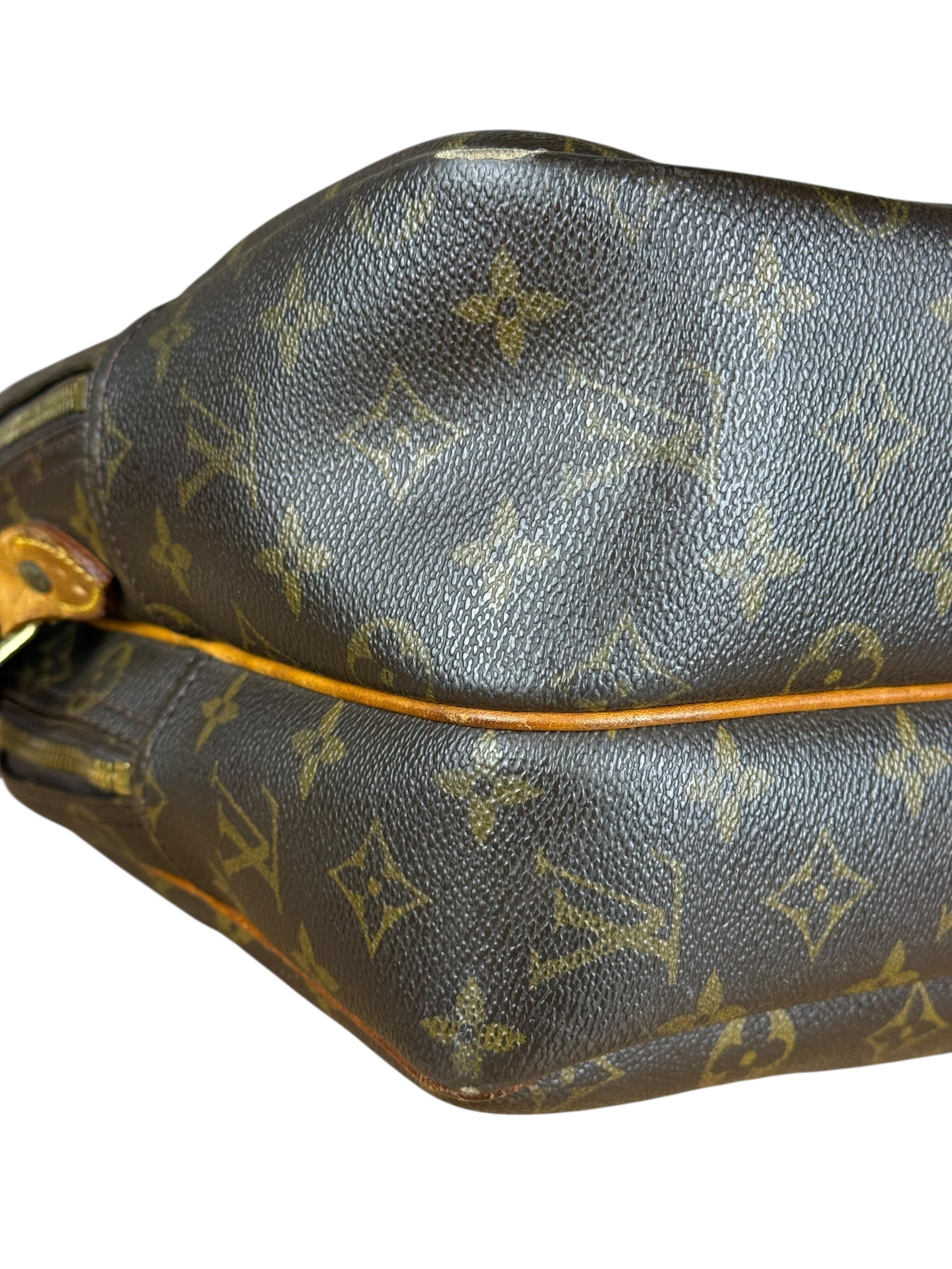 Louis Vuitton Monogram Reporter GM
