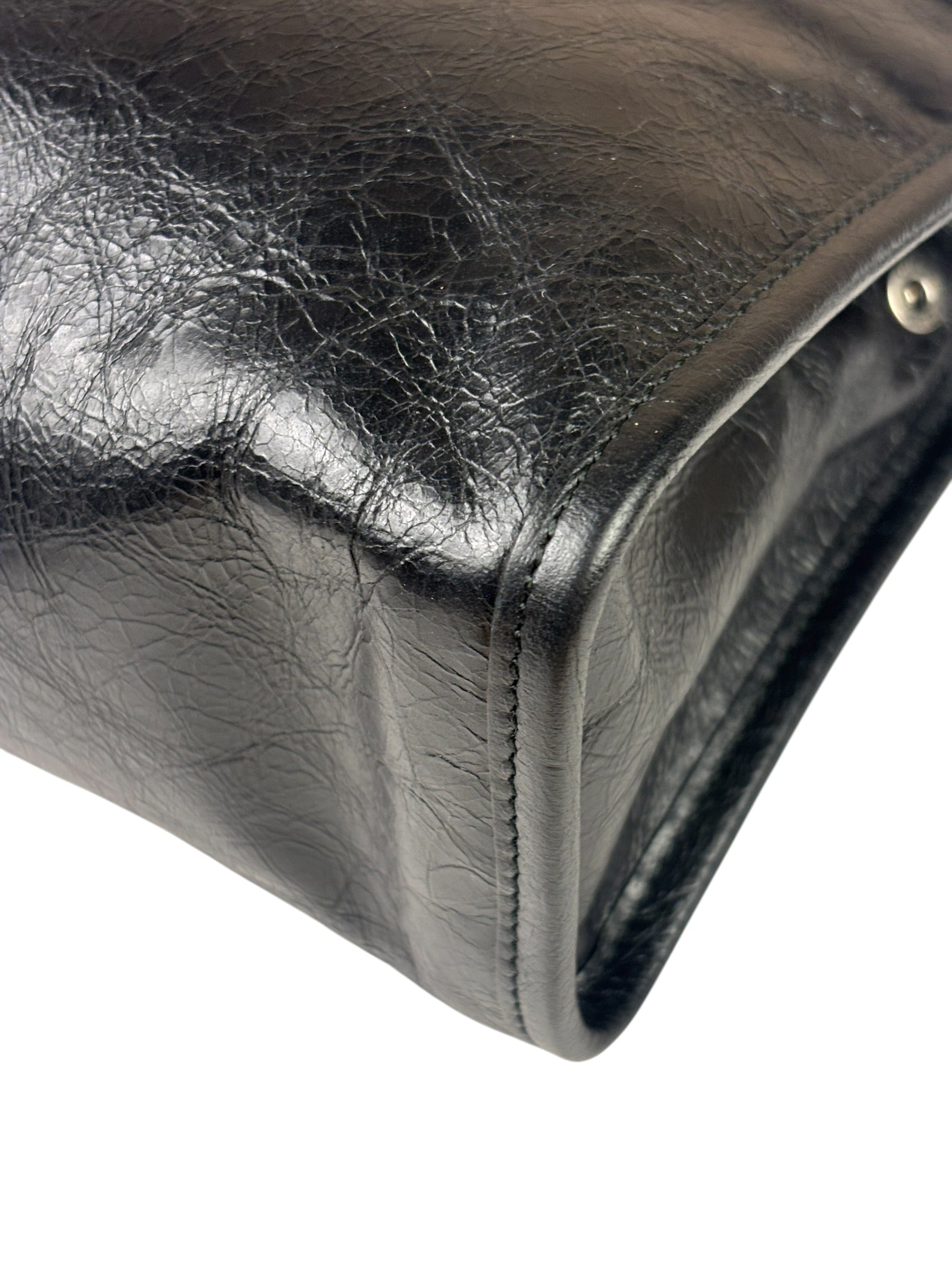 Gucci Black Leather Zip Clutch