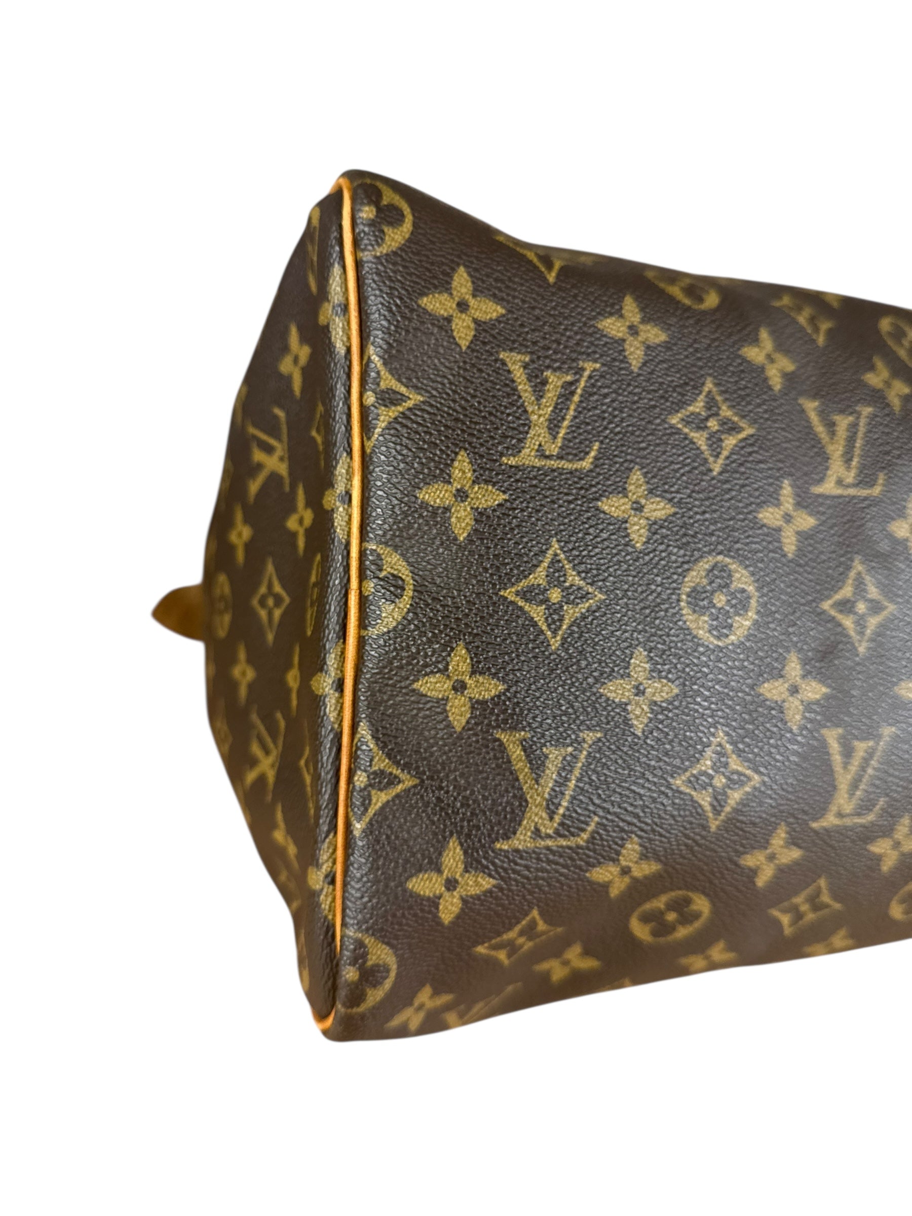 Louis Vuitton Monogram Speedy 40