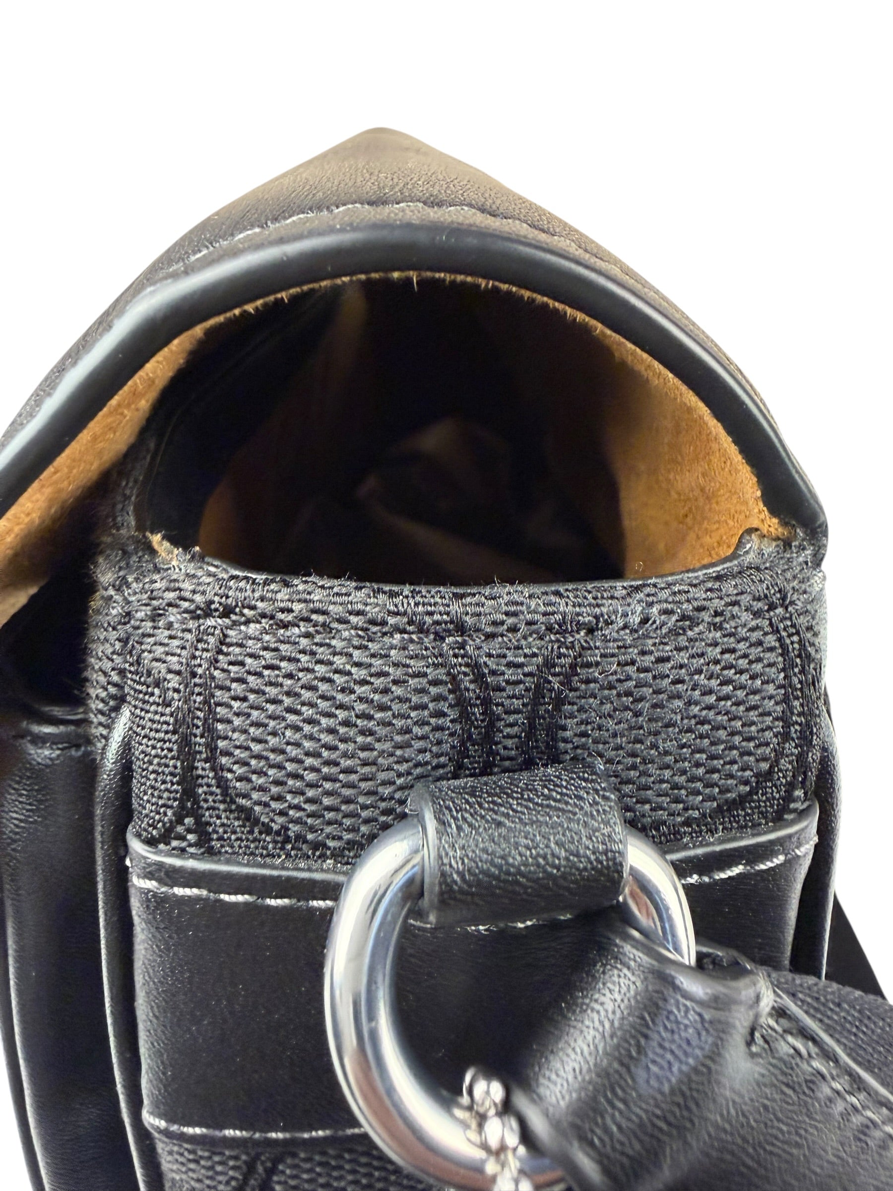 Coach Black Leather Pace Messenger Crossbody Bag