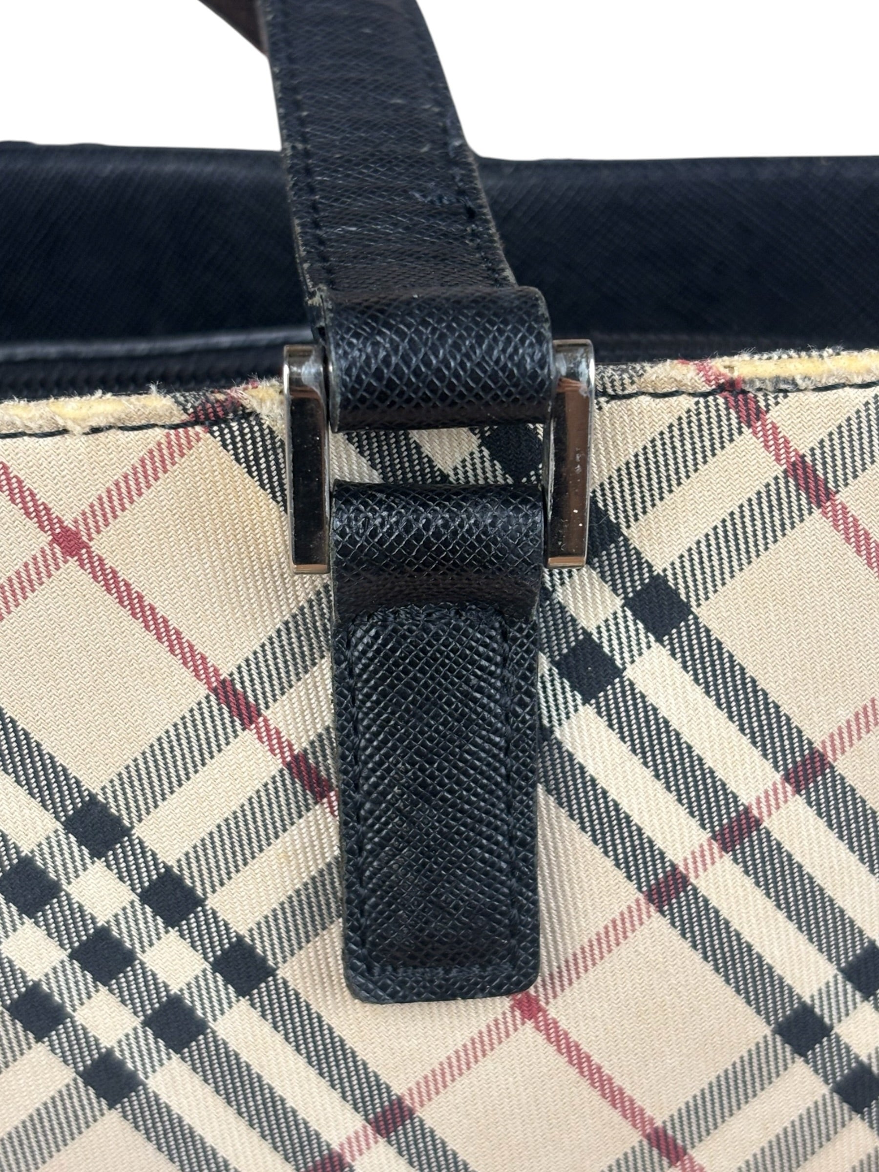 Burberry Vintage Nova Check Shoulder Bag