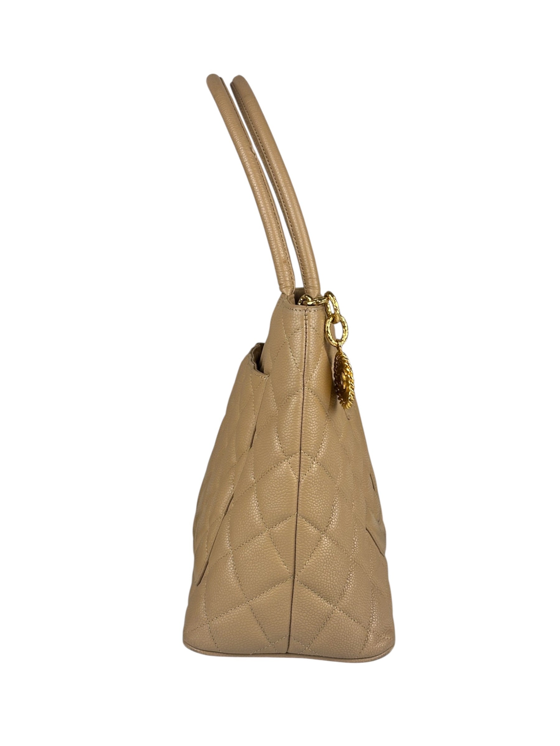 Chanel Vintage Beige Leather Diamond Quilted Medallion Tote Bag 2002