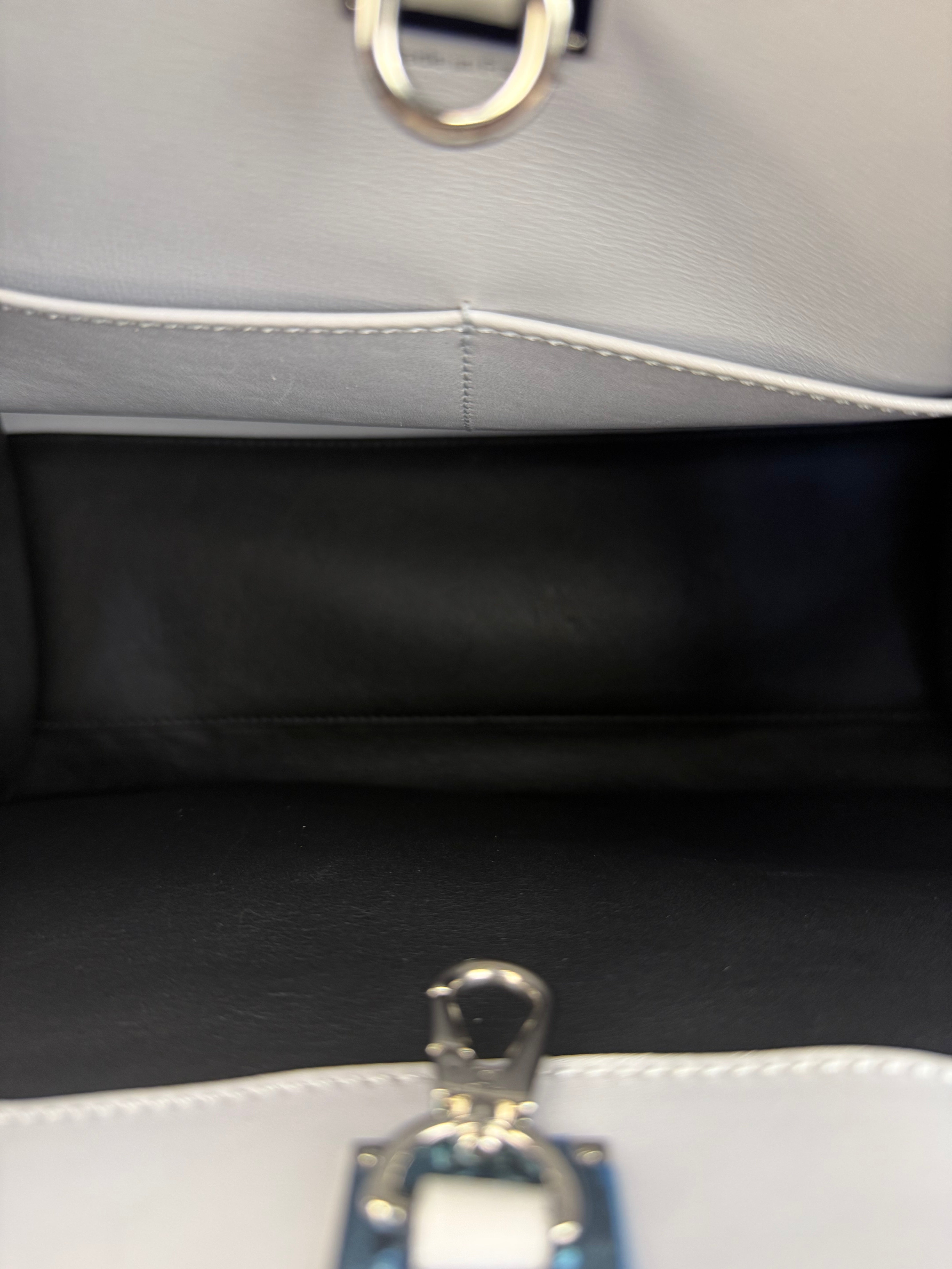 Louis Vuitton City Steamer MM Handbag