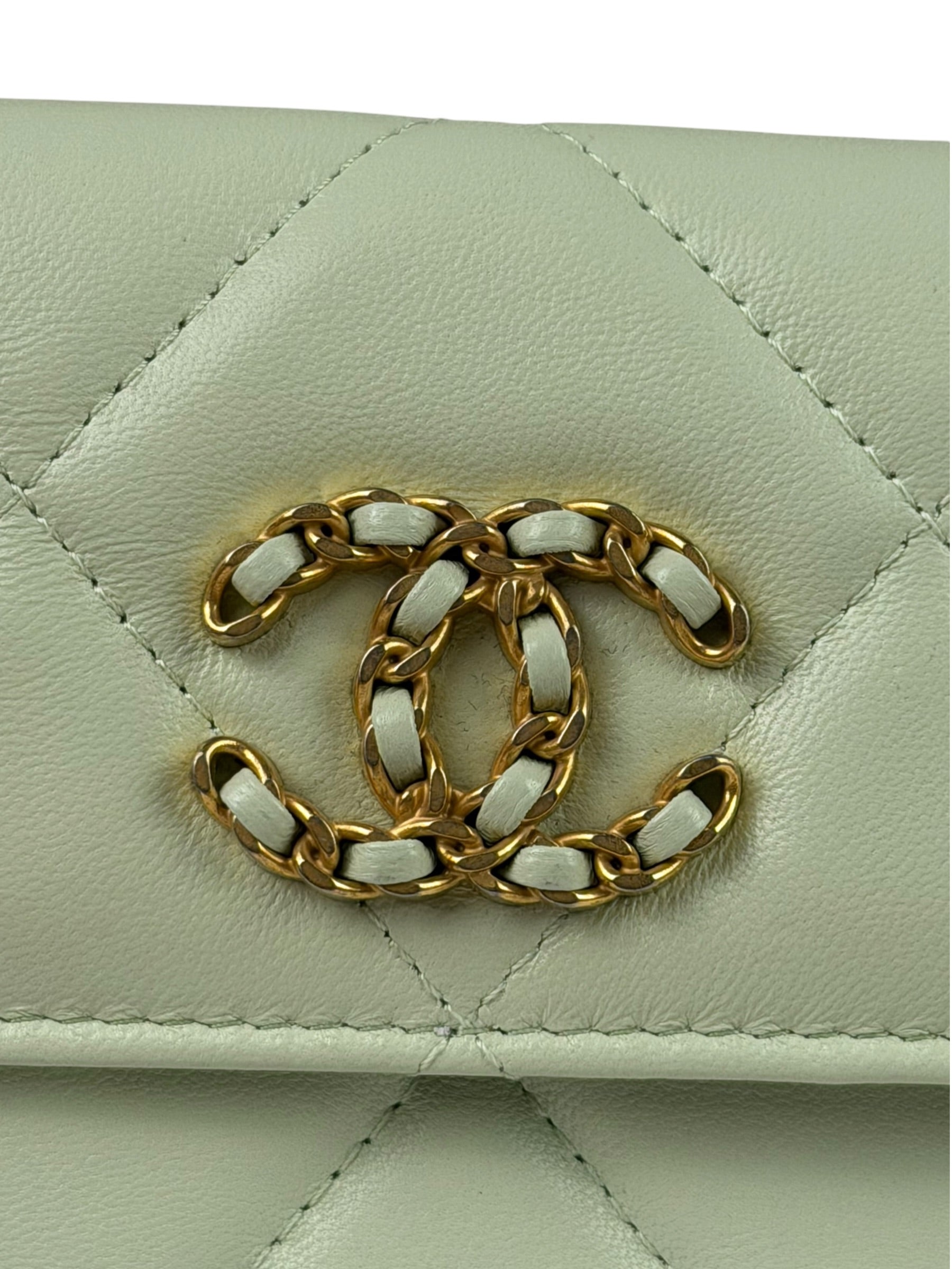 Chanel Green Quilted Leather 19 Flap Chain Card Holder 2021