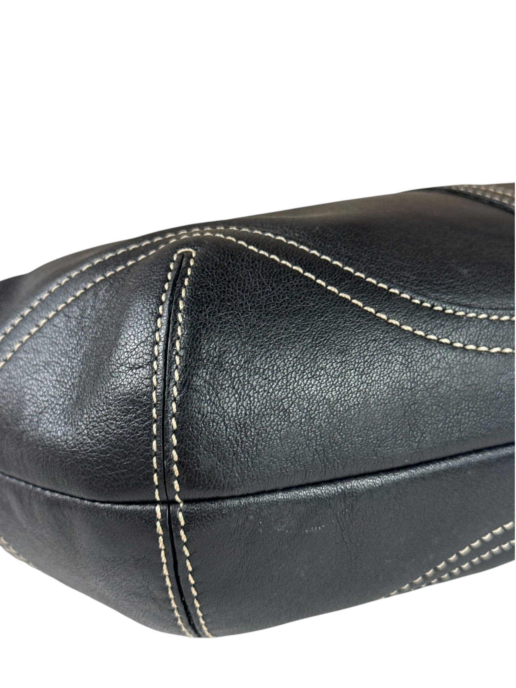 Coach Black Leather Soho Hobo Pochette