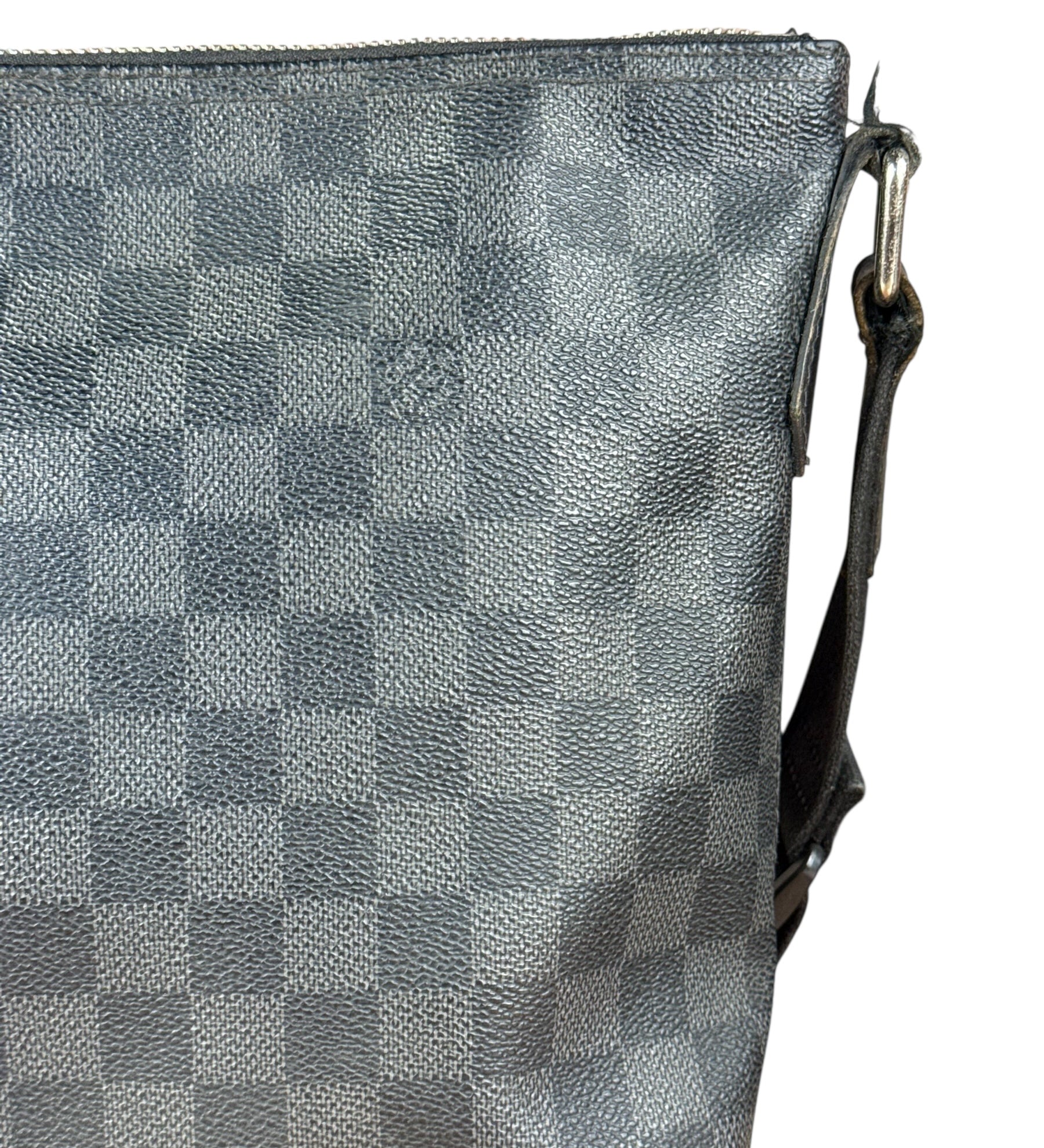 Louis Vuitton Noir Damier Mick Messanger Bag