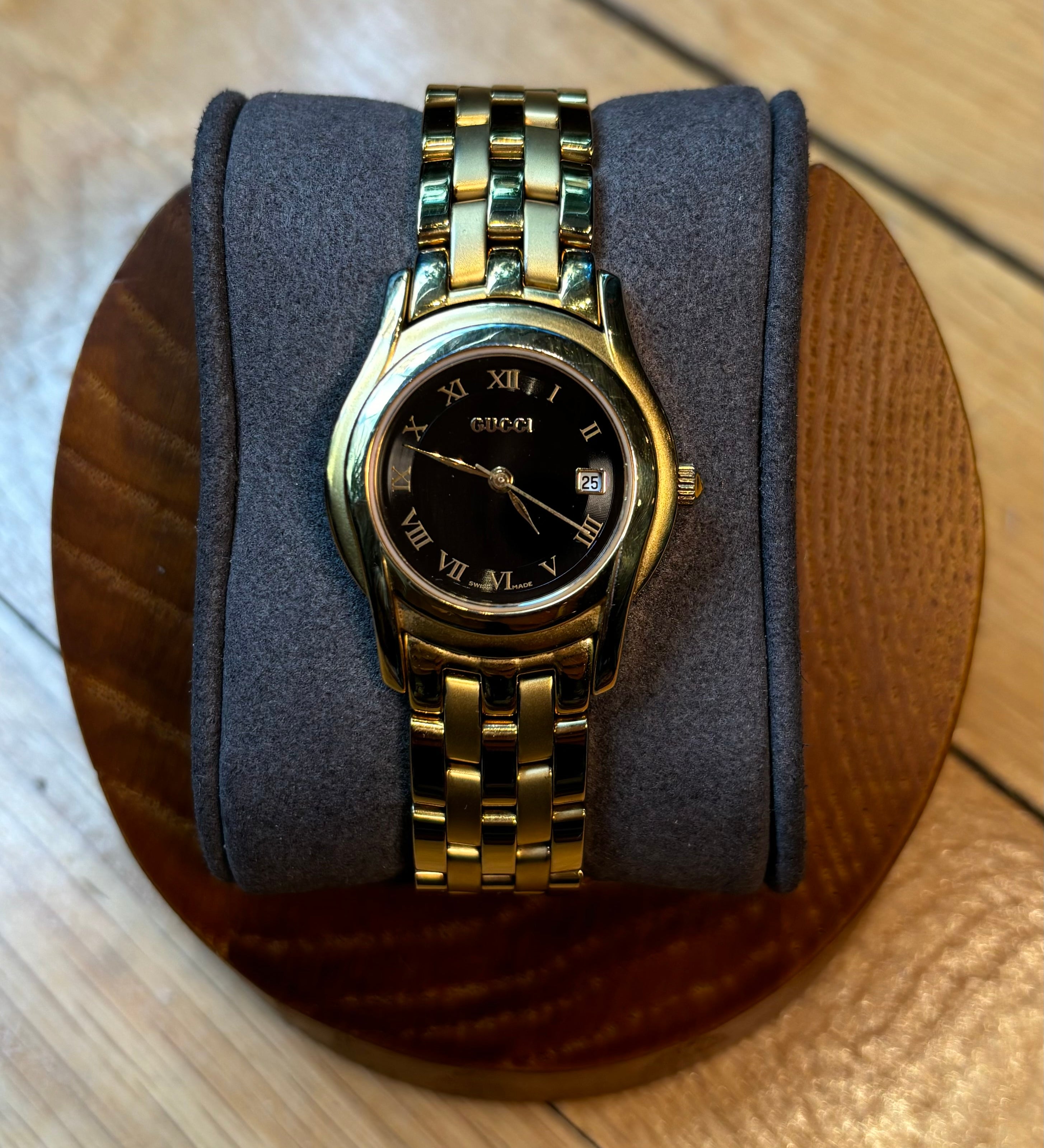 Gucci Gold Plated Link Black Dial
