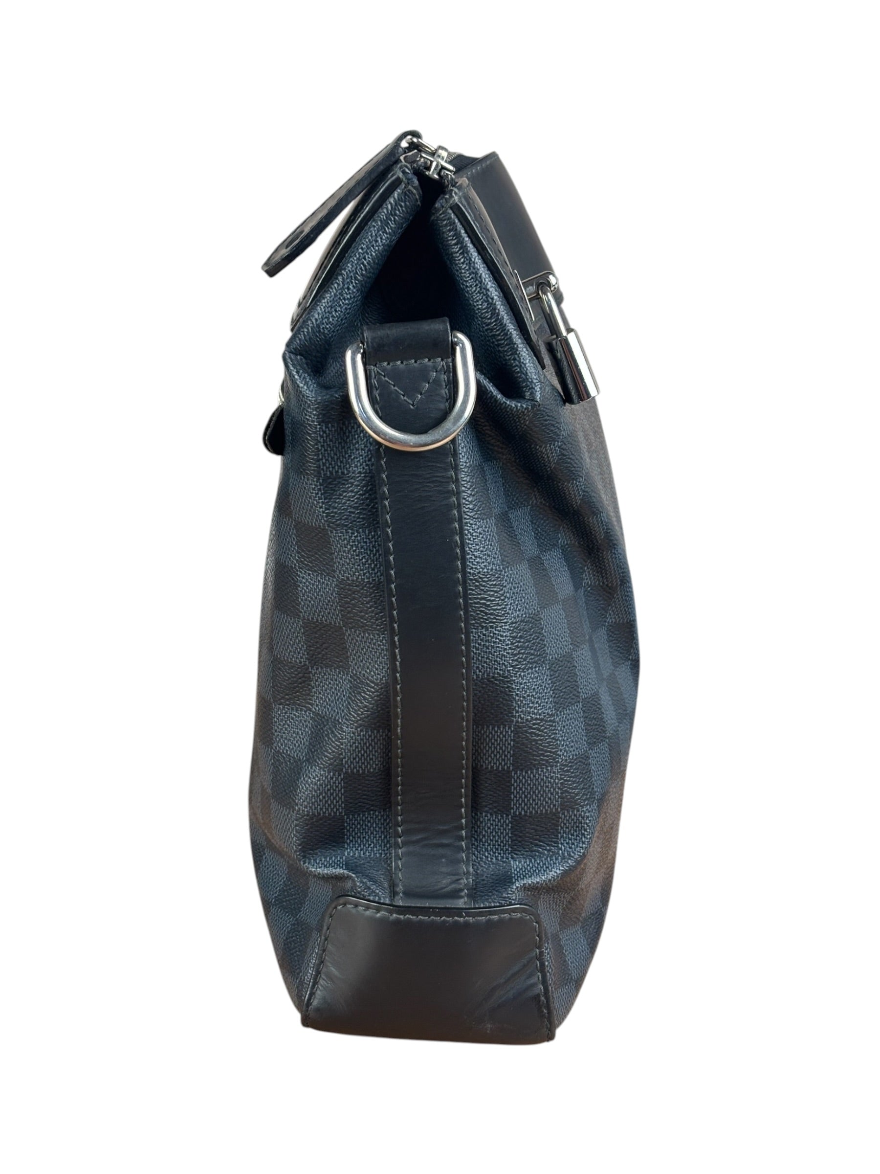 Louis Vuitton Damier Cobalt Greenwich Messenger Bag