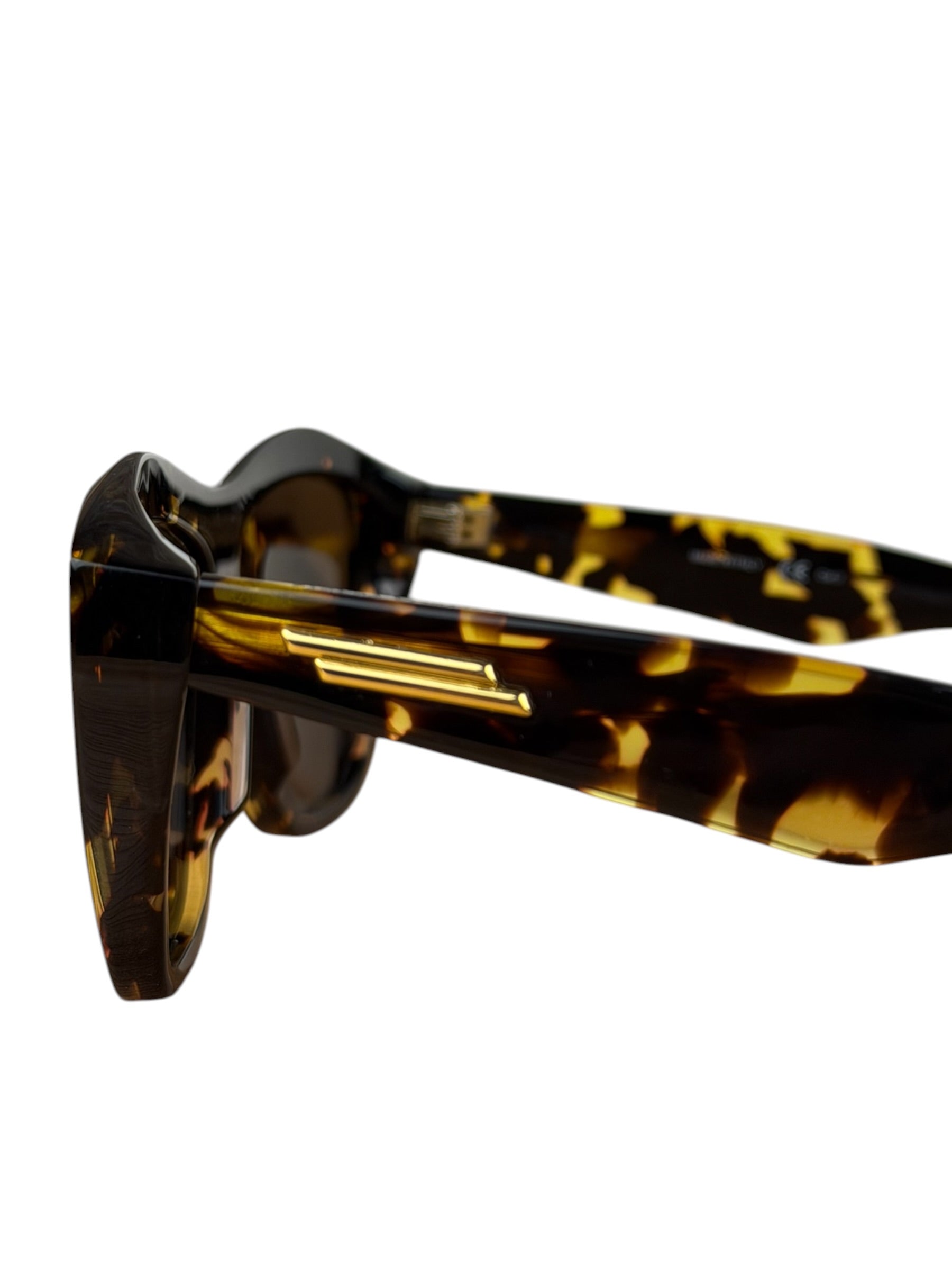 Bottega Veneta Tortoise Brown Cat-Eye Sunglasses