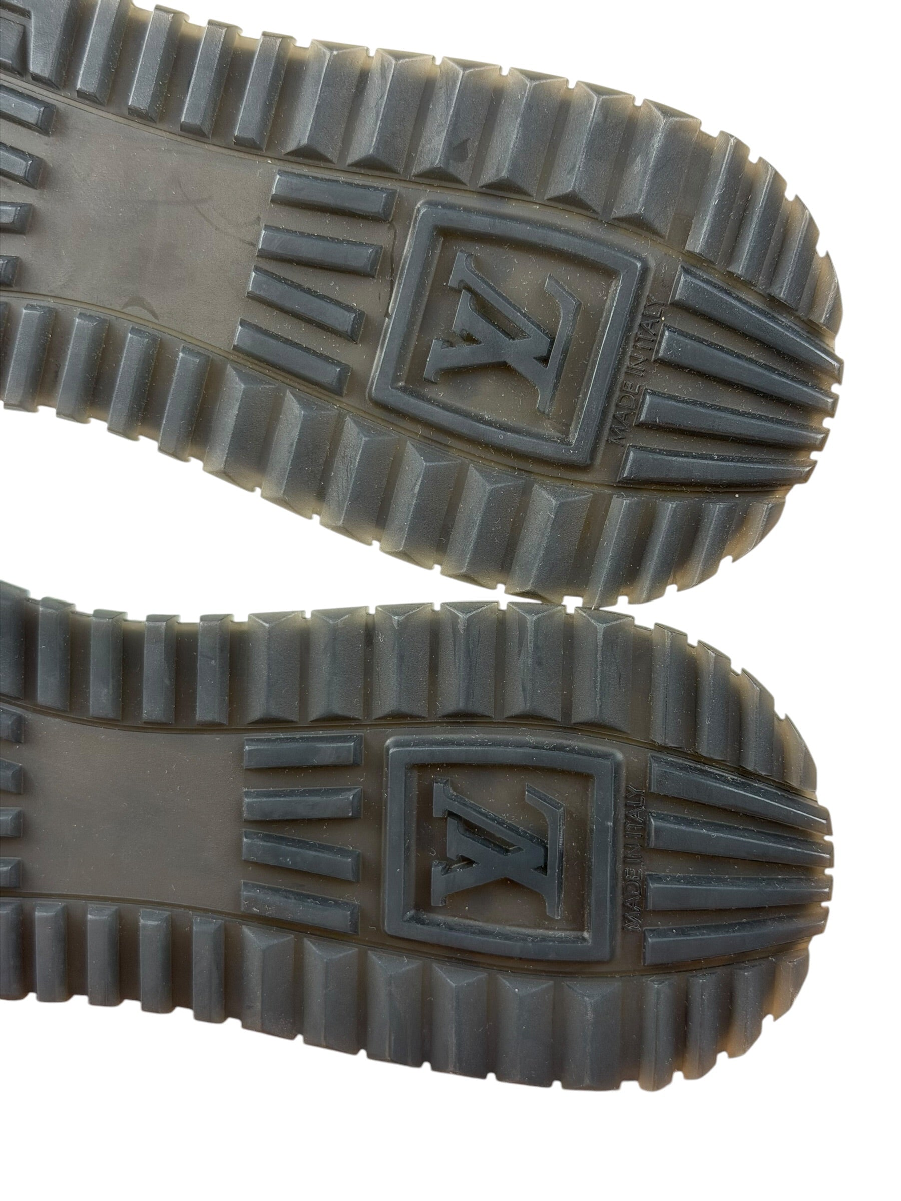 Louis Vuitton White/Brown Run Away Sneakers