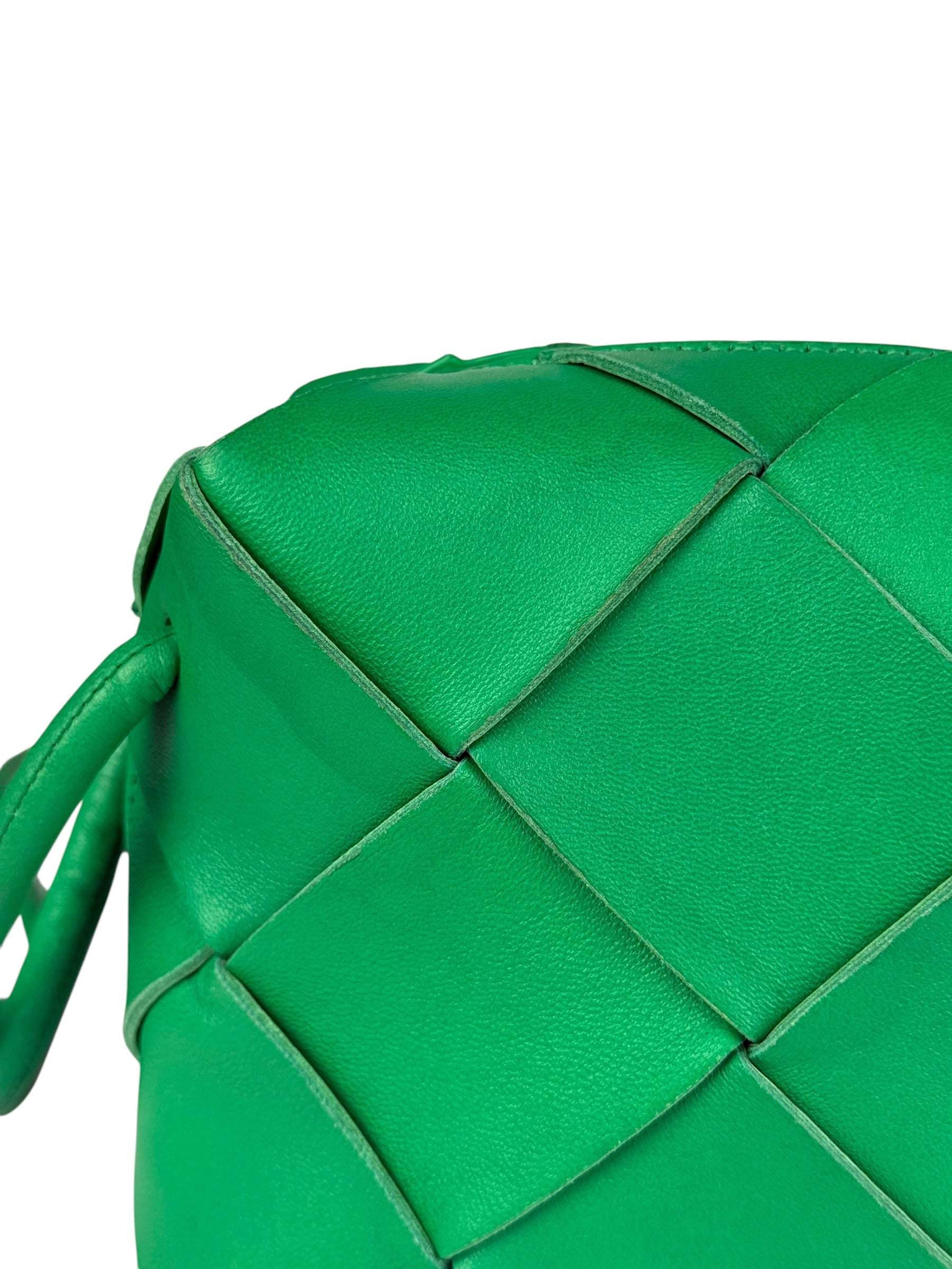 Bottega Veneta Small Green Intrecciato Cassette Camera Bag