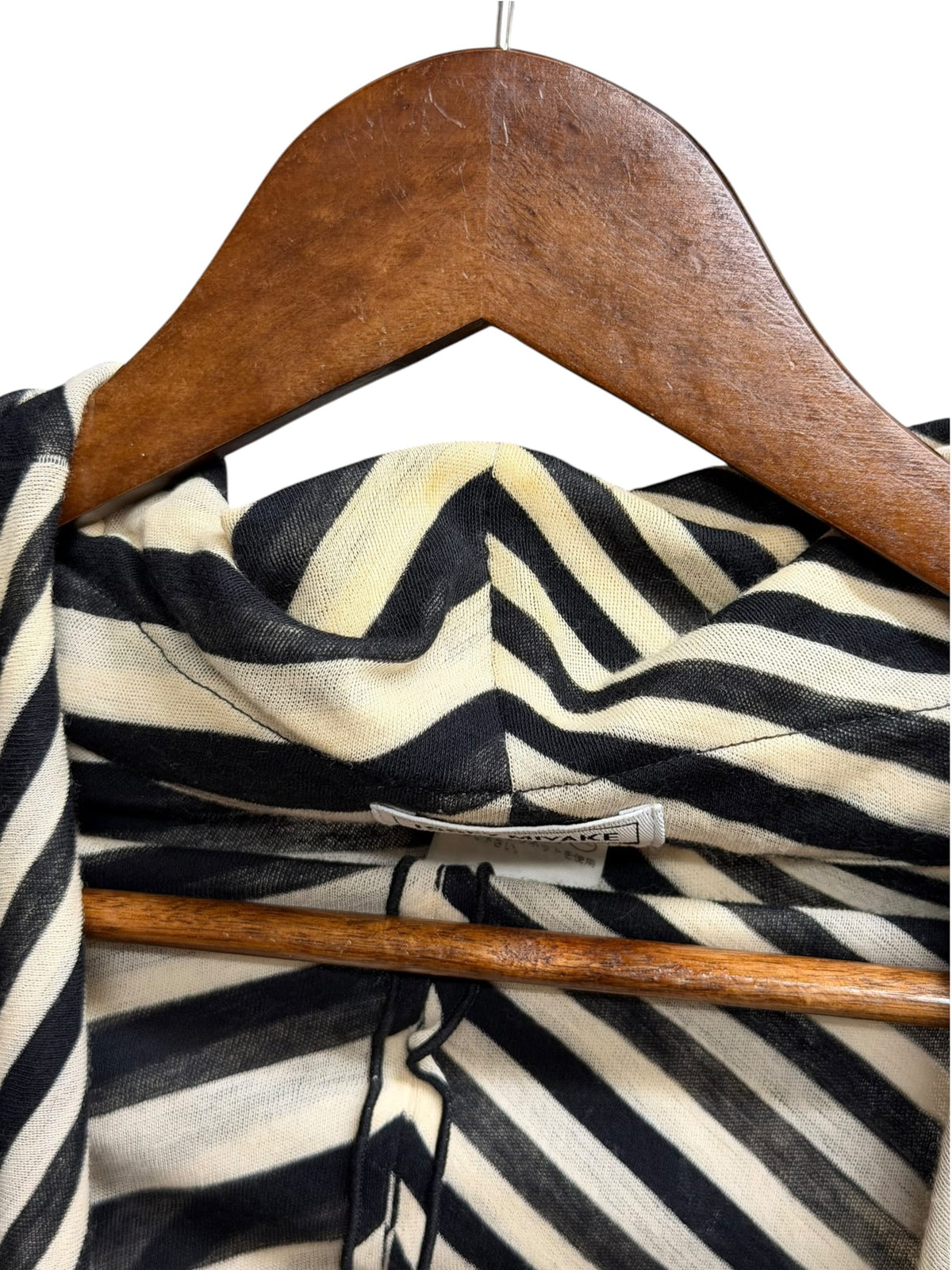 Issey Miyake Féte Striped Cotton Shawl