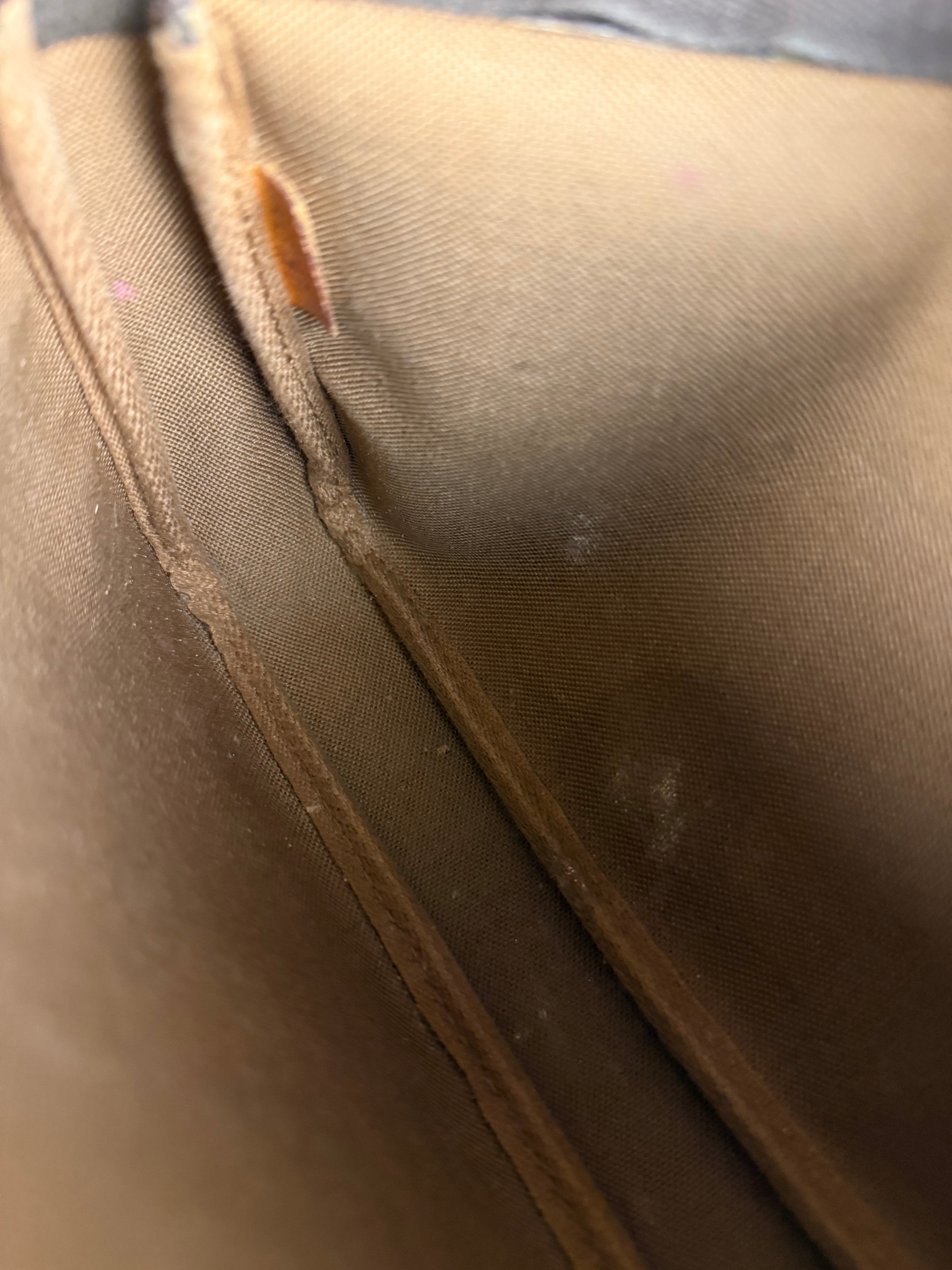 Louis Vuitton Monogram Pochette
