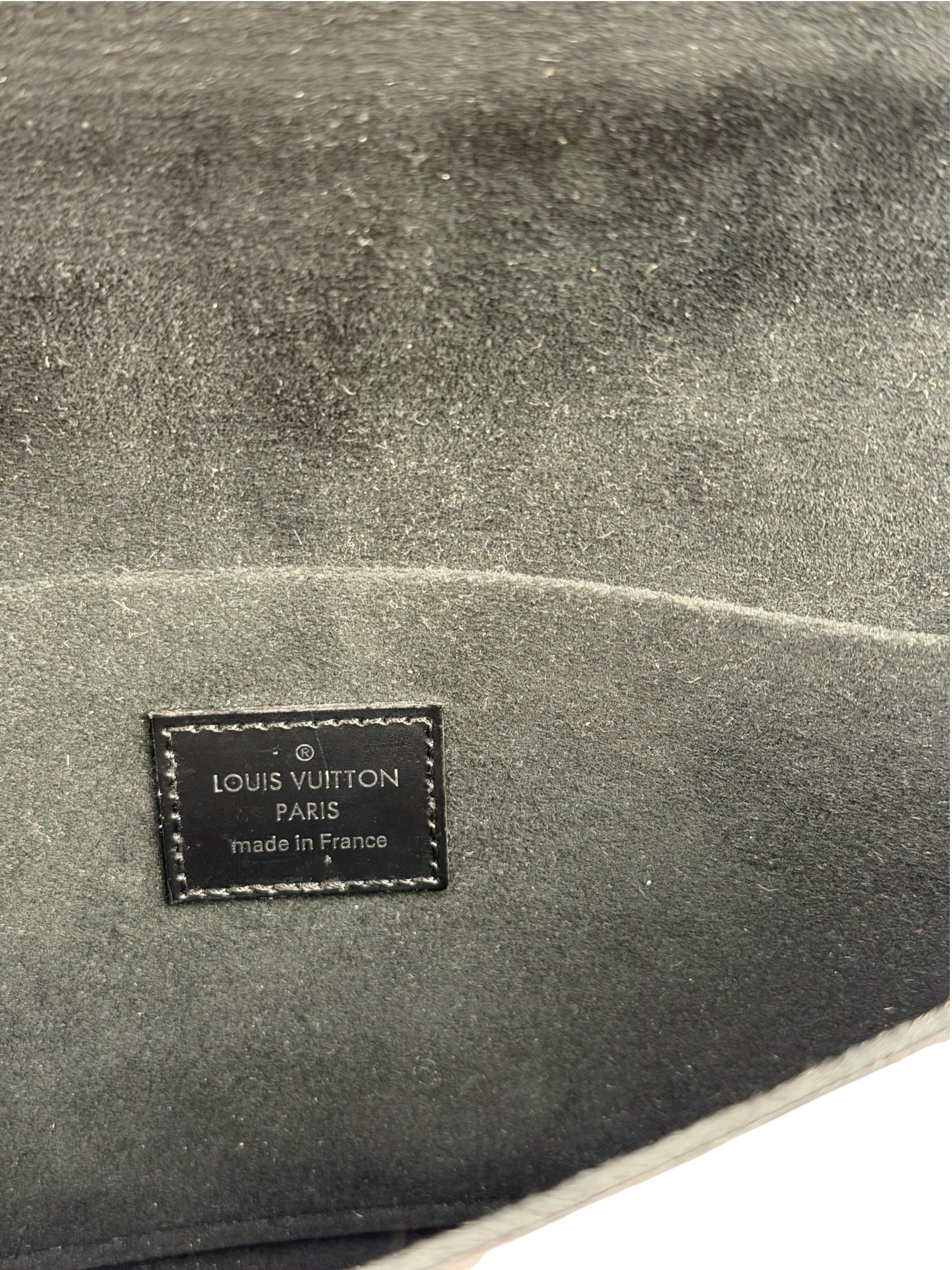 Louis Vuitton Black Epi Leather Felicie Pochette