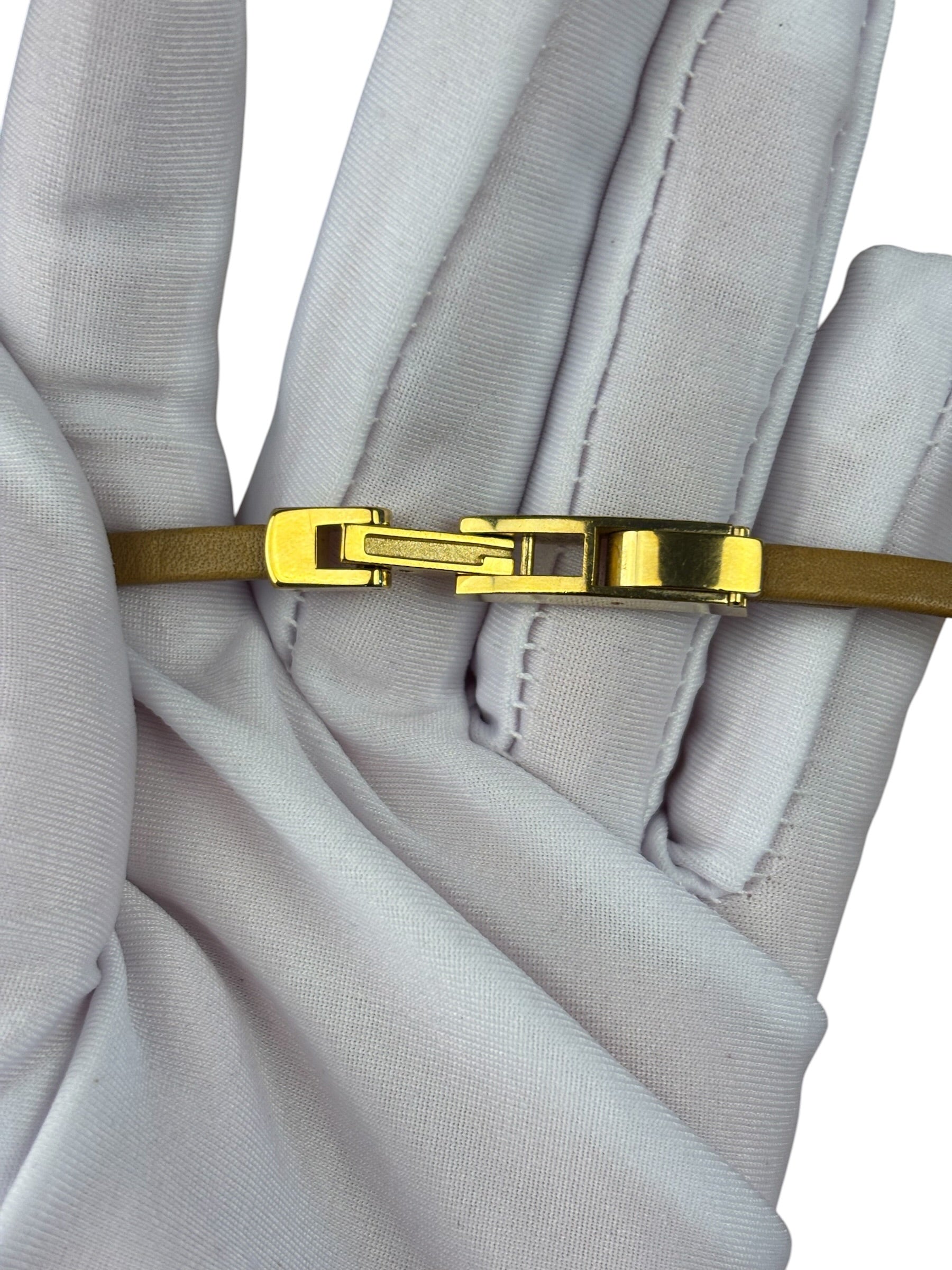 Gucci 6100L Champagne Dial Brown Leather Wrap Strap