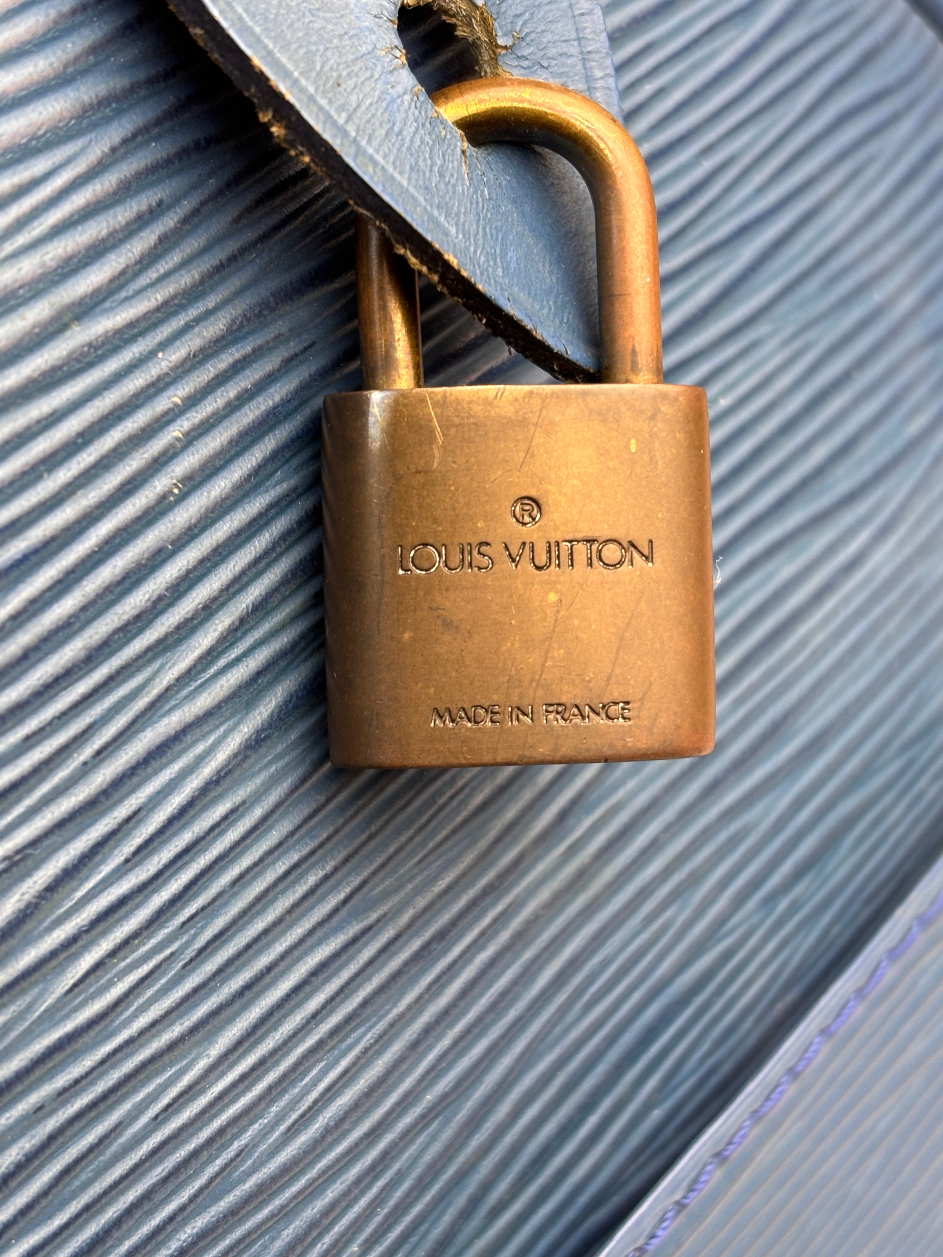 Louis Vuitton Blue Epi Leather Speedy 30