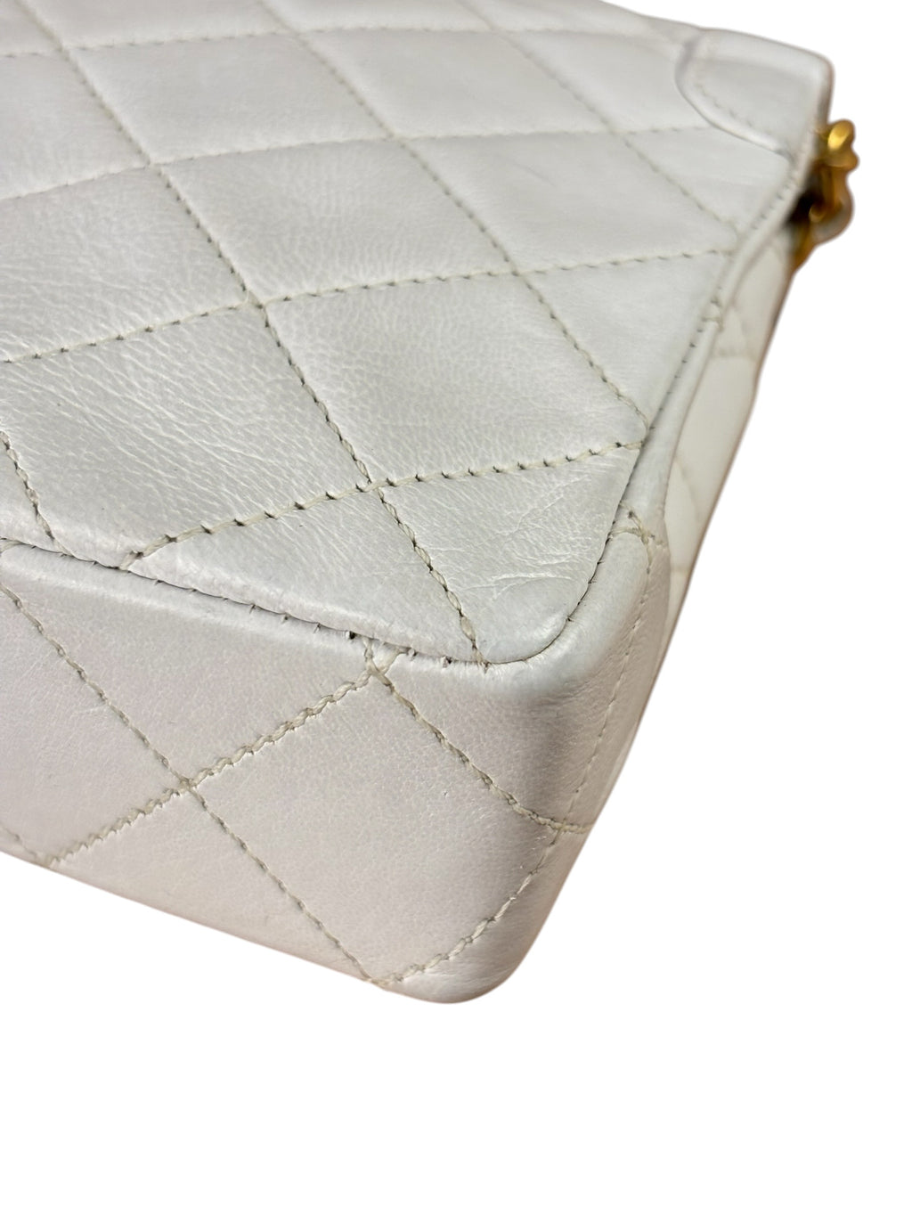 Chanel Vintage White Quilted Leather Flap Bag 1986